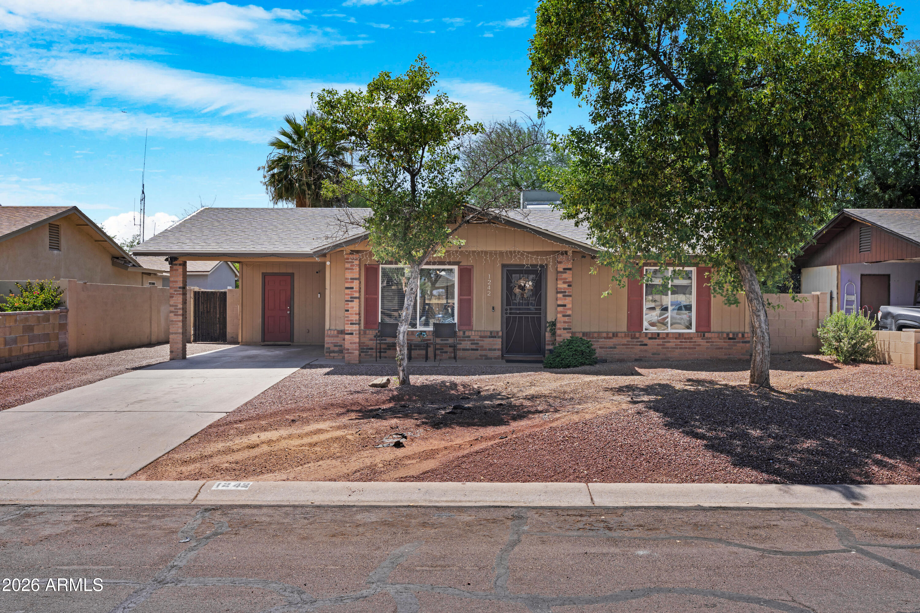 DESERT SANDS GOLF AND COUNTRY CLUB UNIT 8 - Residential
