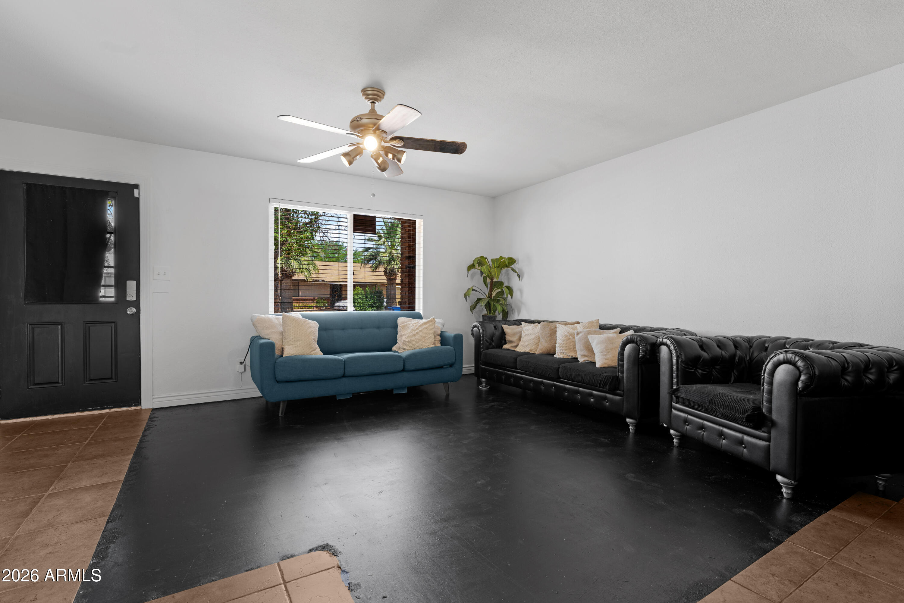 DESERT SANDS GOLF AND COUNTRY CLUB UNIT 8 - Residential