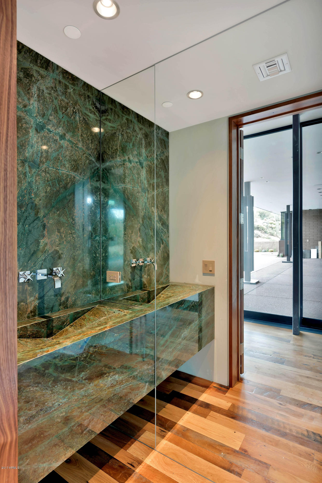 Estancia - Residential