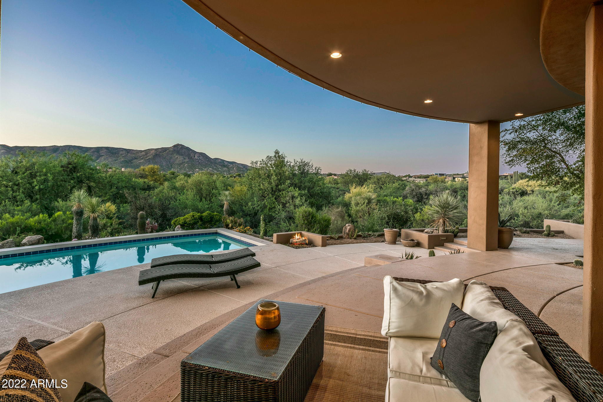 DESERT MOUNTAIN - Residential