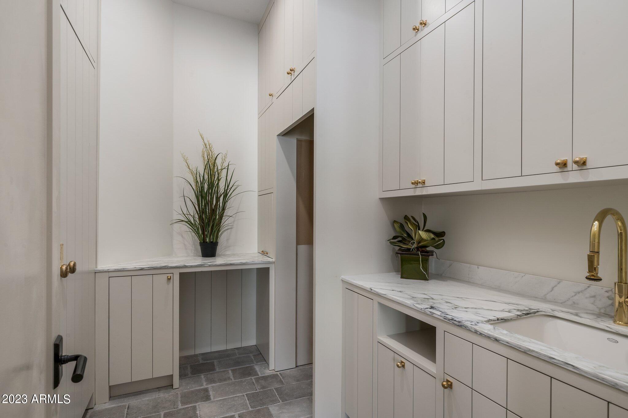 SCOTTSDALE COUNTRY CLUB EAST 9 - Residential