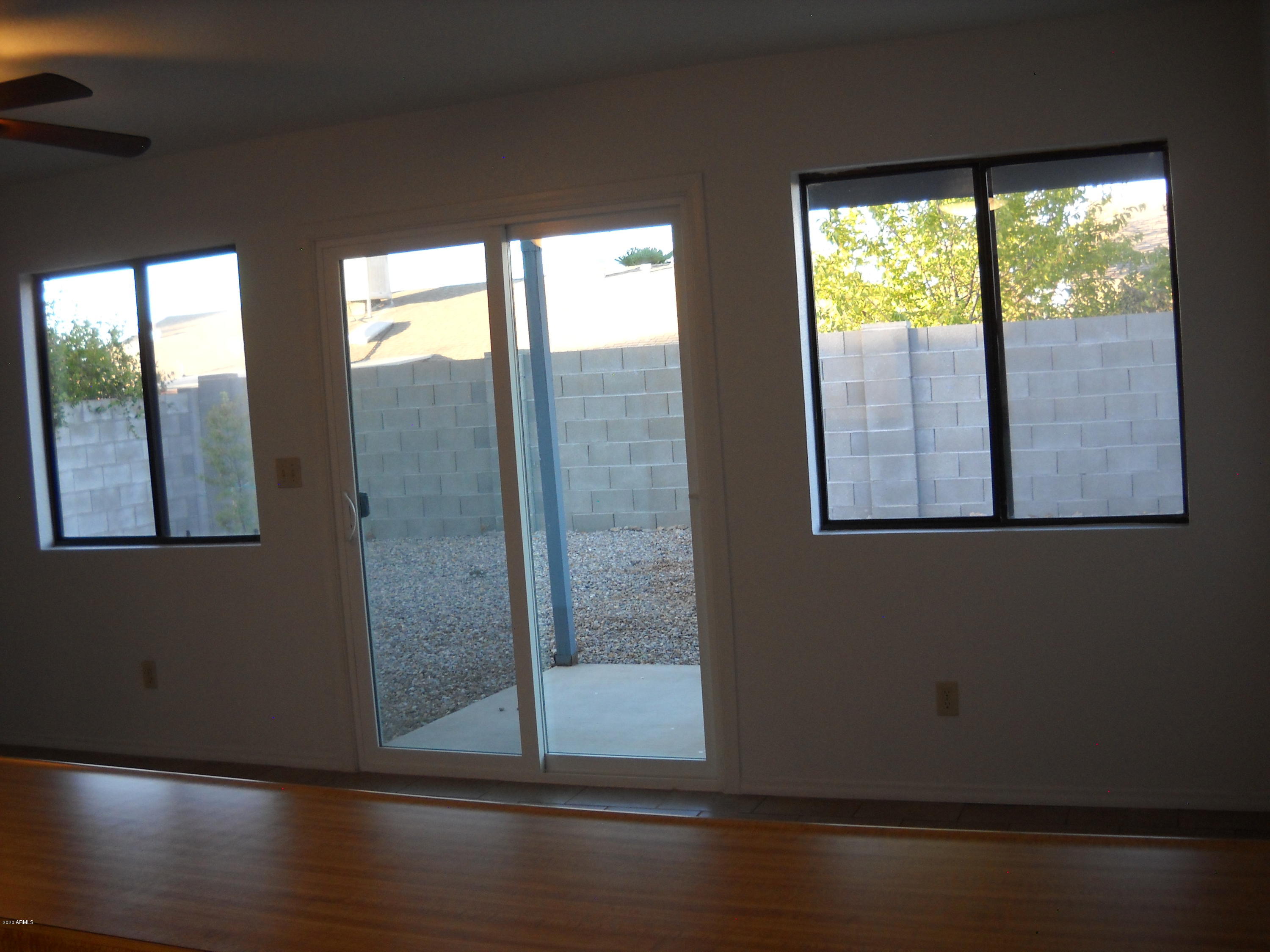 LONDON SQUARE UNIT 2 - Residential