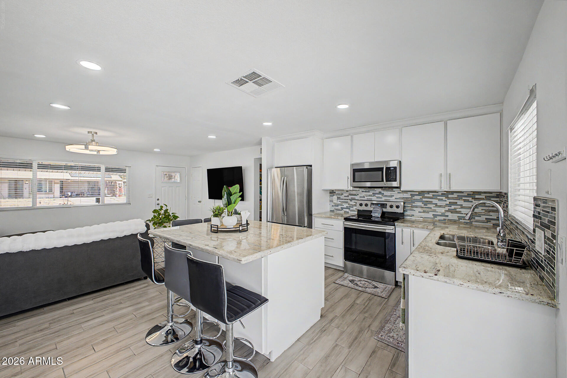 UNION HILLS ESTATES - Residential