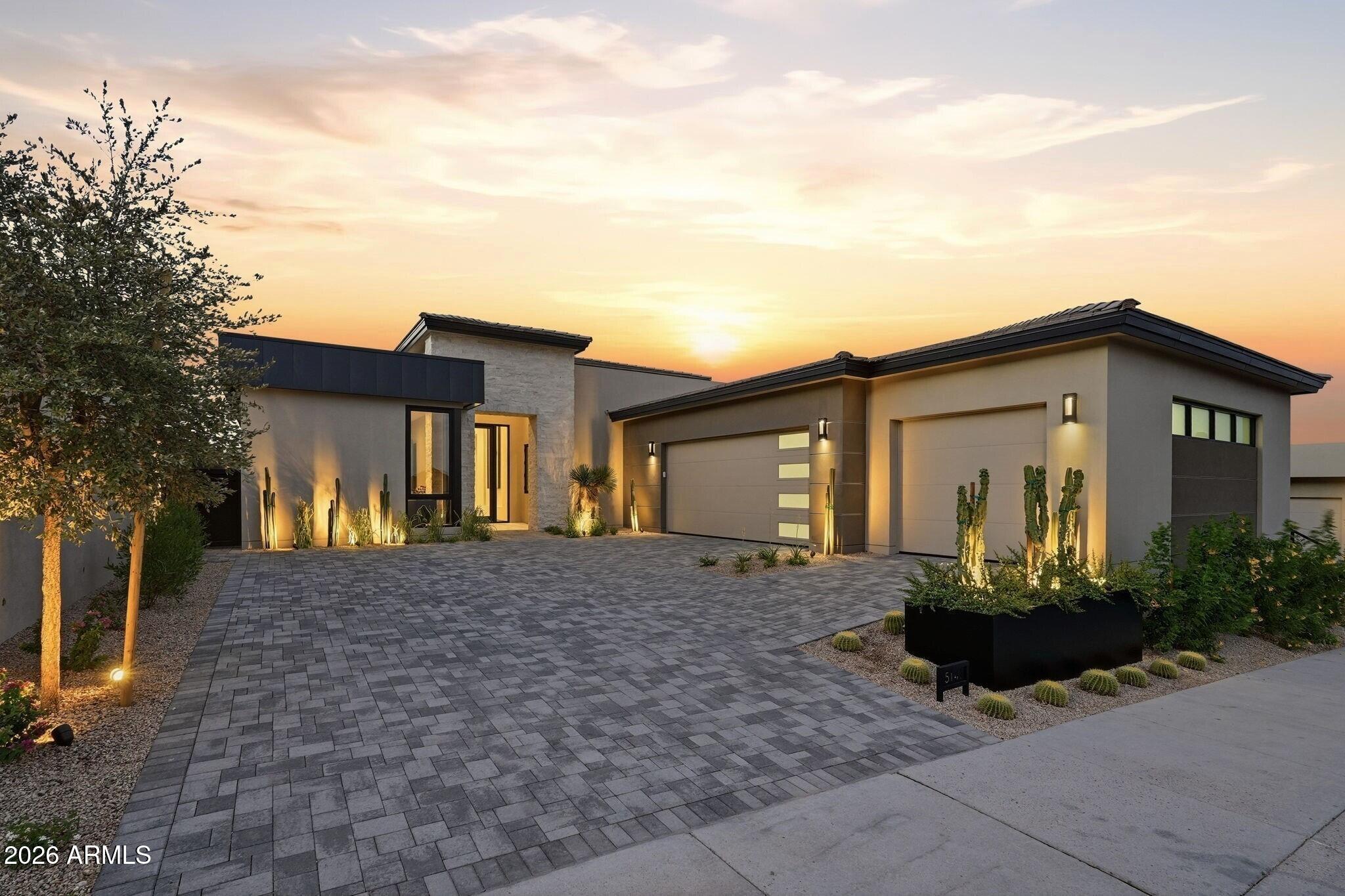 ASCENT AT THE PHOENICIAN THE ESTATES - Residential