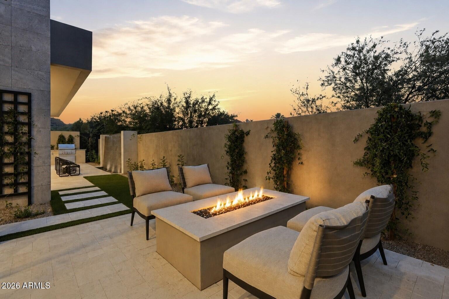 ASCENT AT THE PHOENICIAN THE ESTATES - Residential