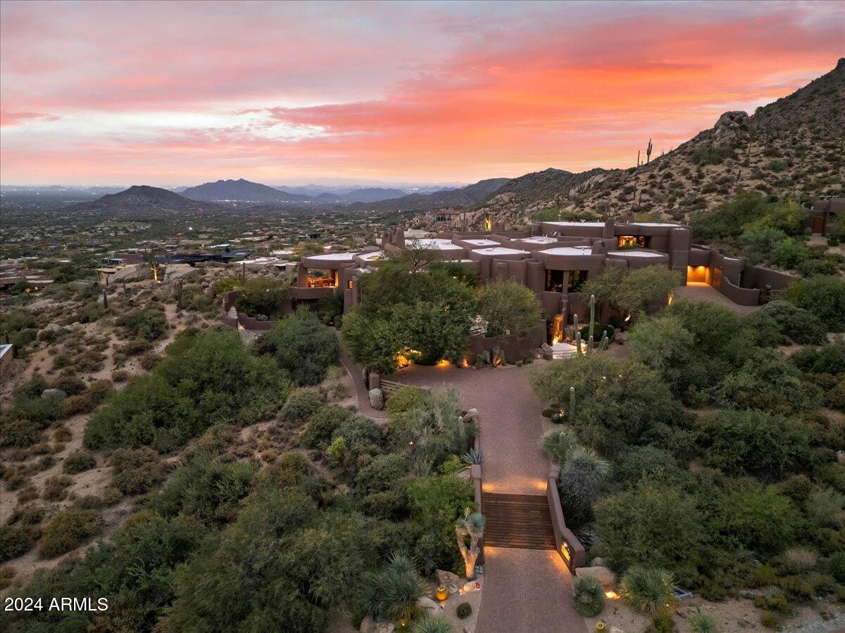 DESERT MOUNTAIN - Residential