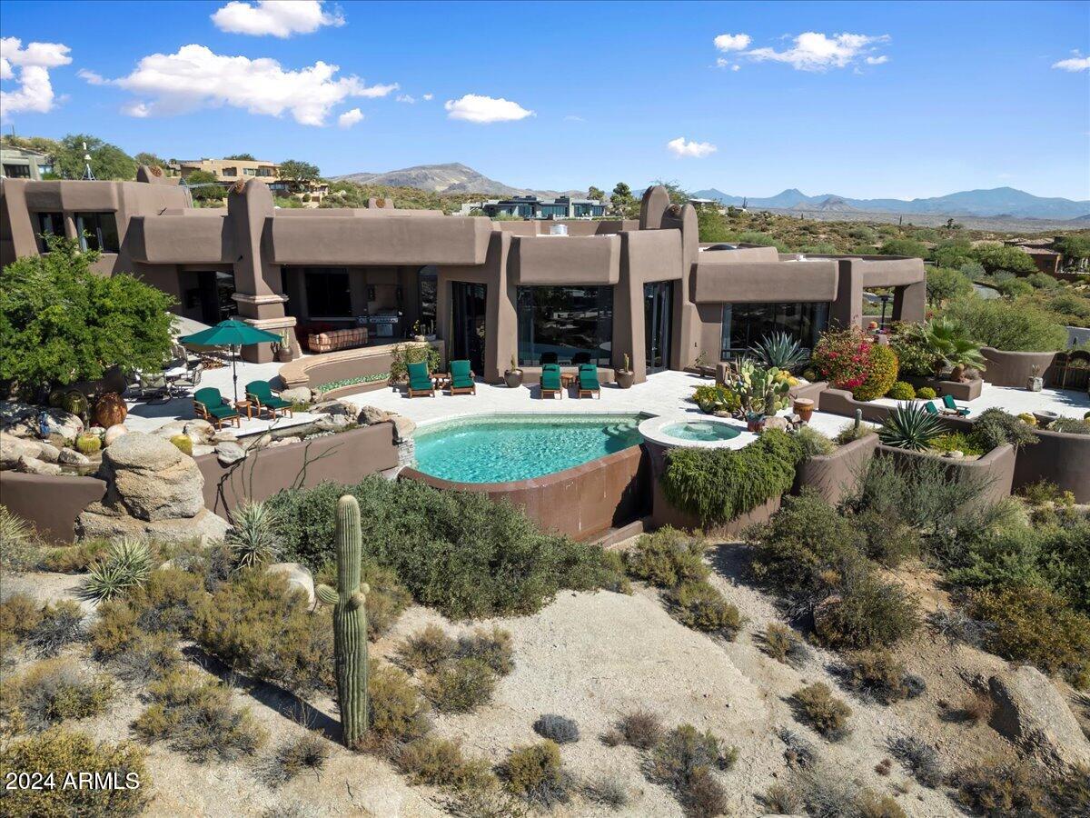 DESERT MOUNTAIN - Residential