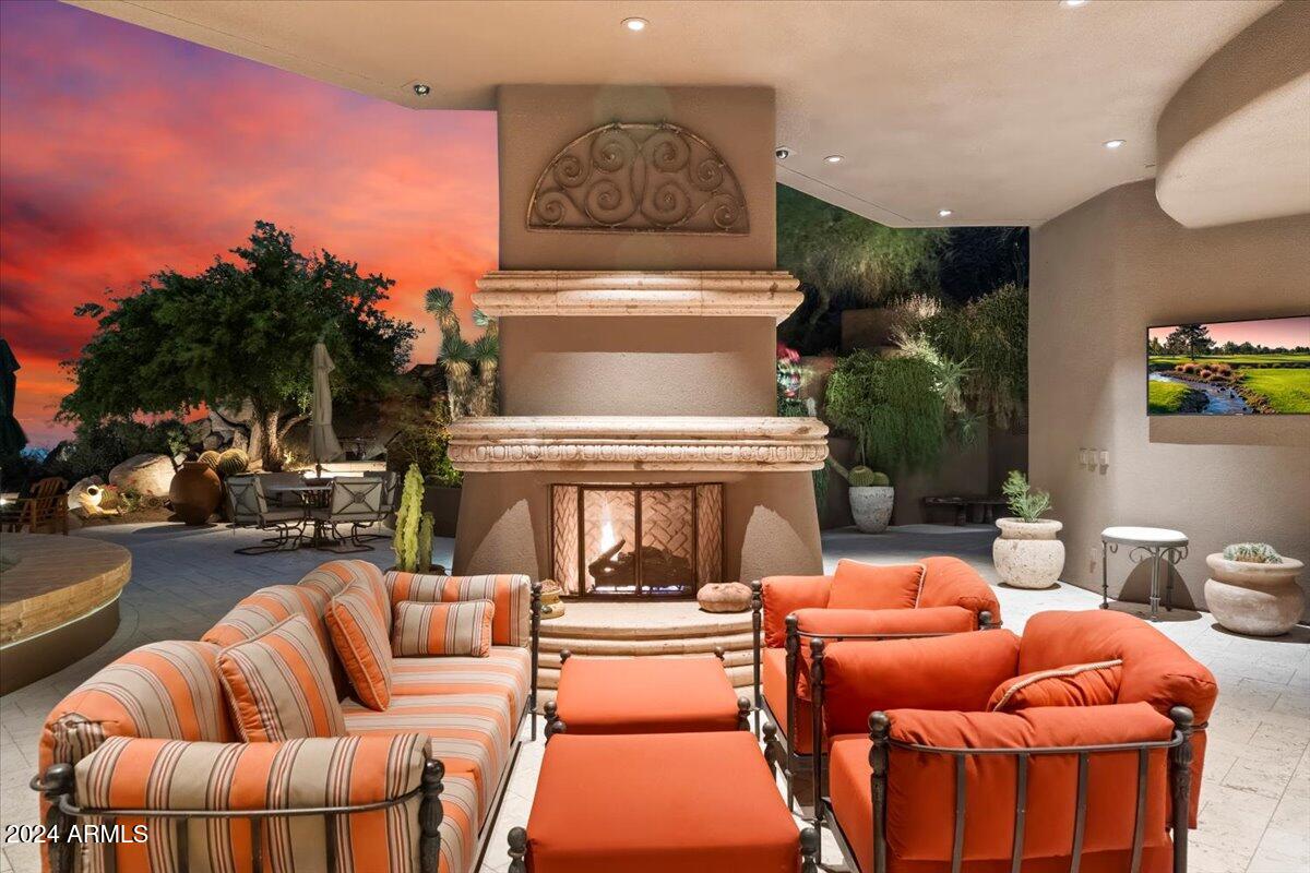 DESERT MOUNTAIN - Residential