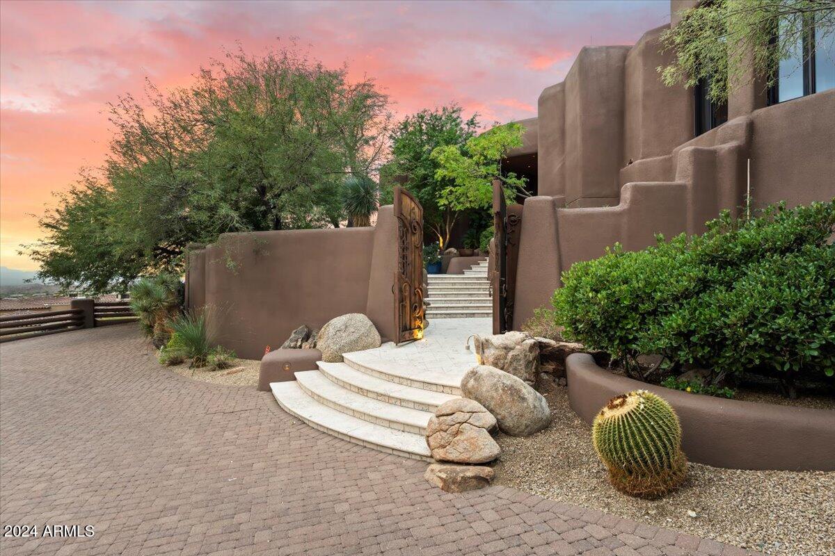 DESERT MOUNTAIN - Residential
