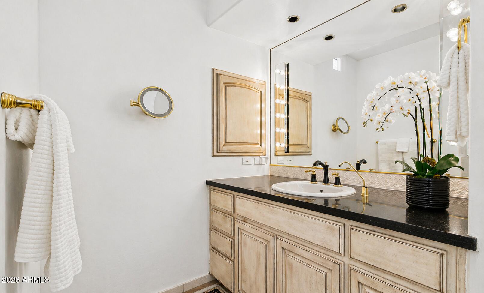 PINNACLE PEAK VISTAS 3 LOT 1-210 TR A-B - Residential