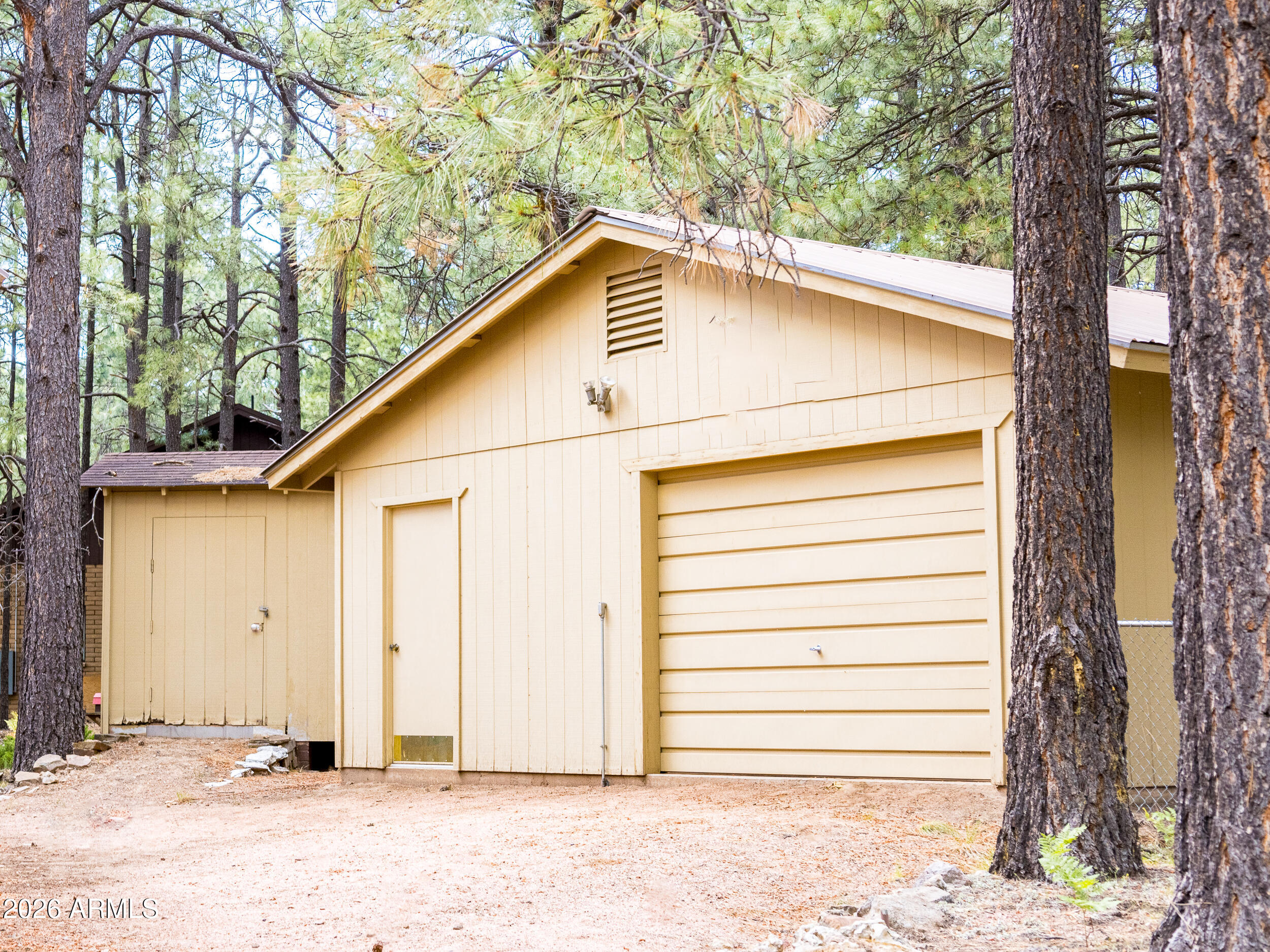 FOREST LAKES ESTATES 6 - Residential