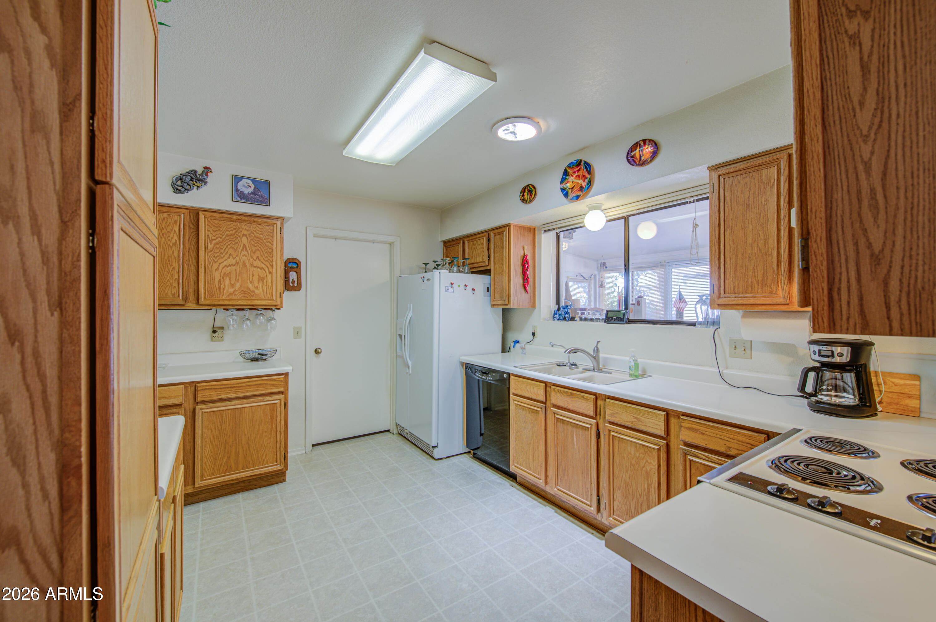 APACHE VILLA FIVE - Residential