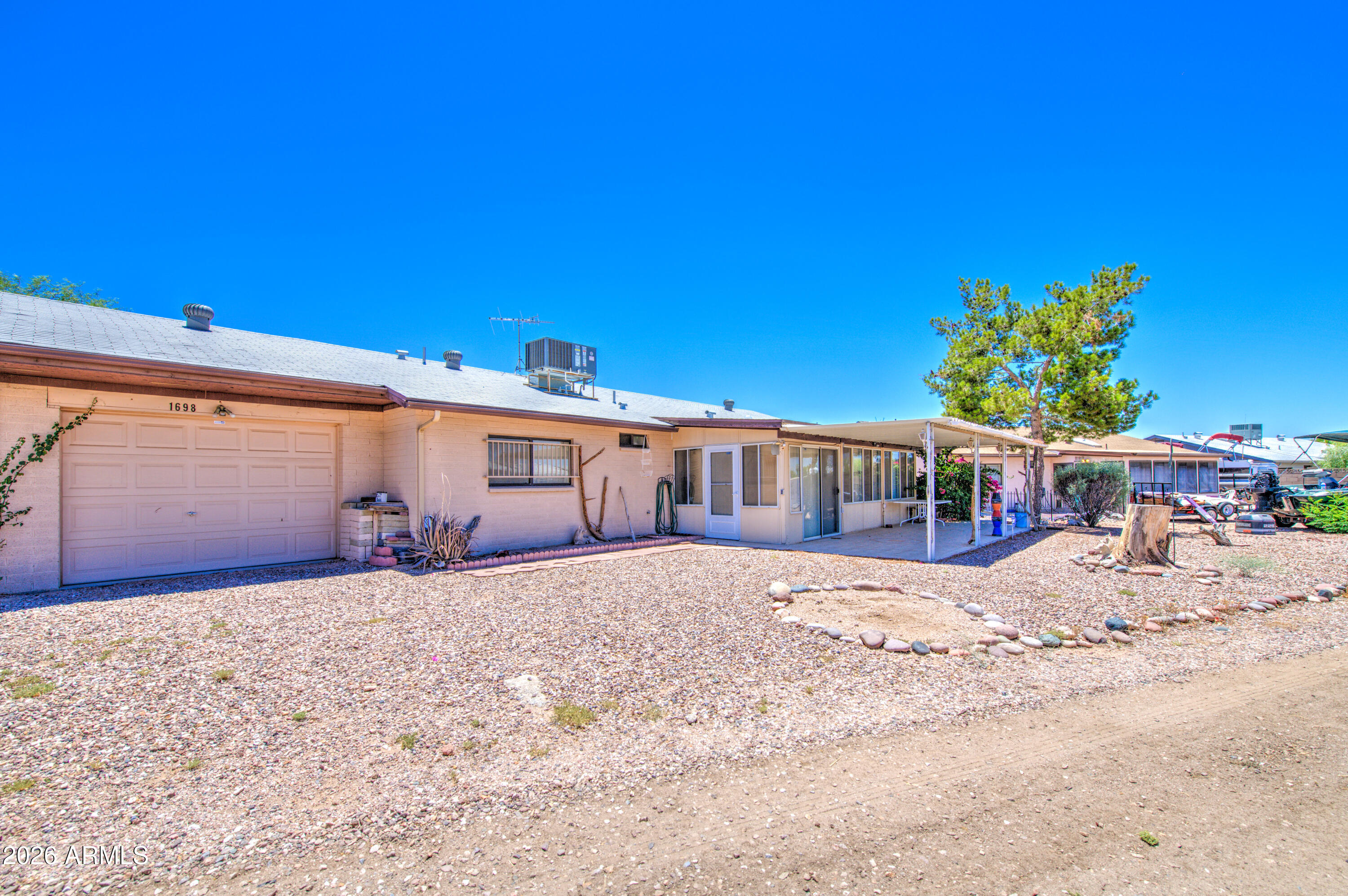 APACHE VILLA FIVE - Residential