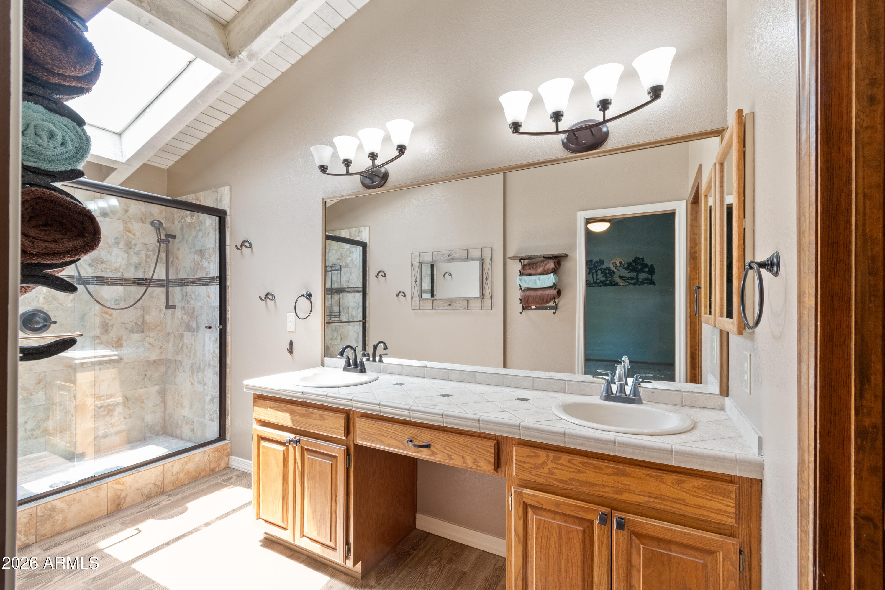QUALITY HILL - Residential
