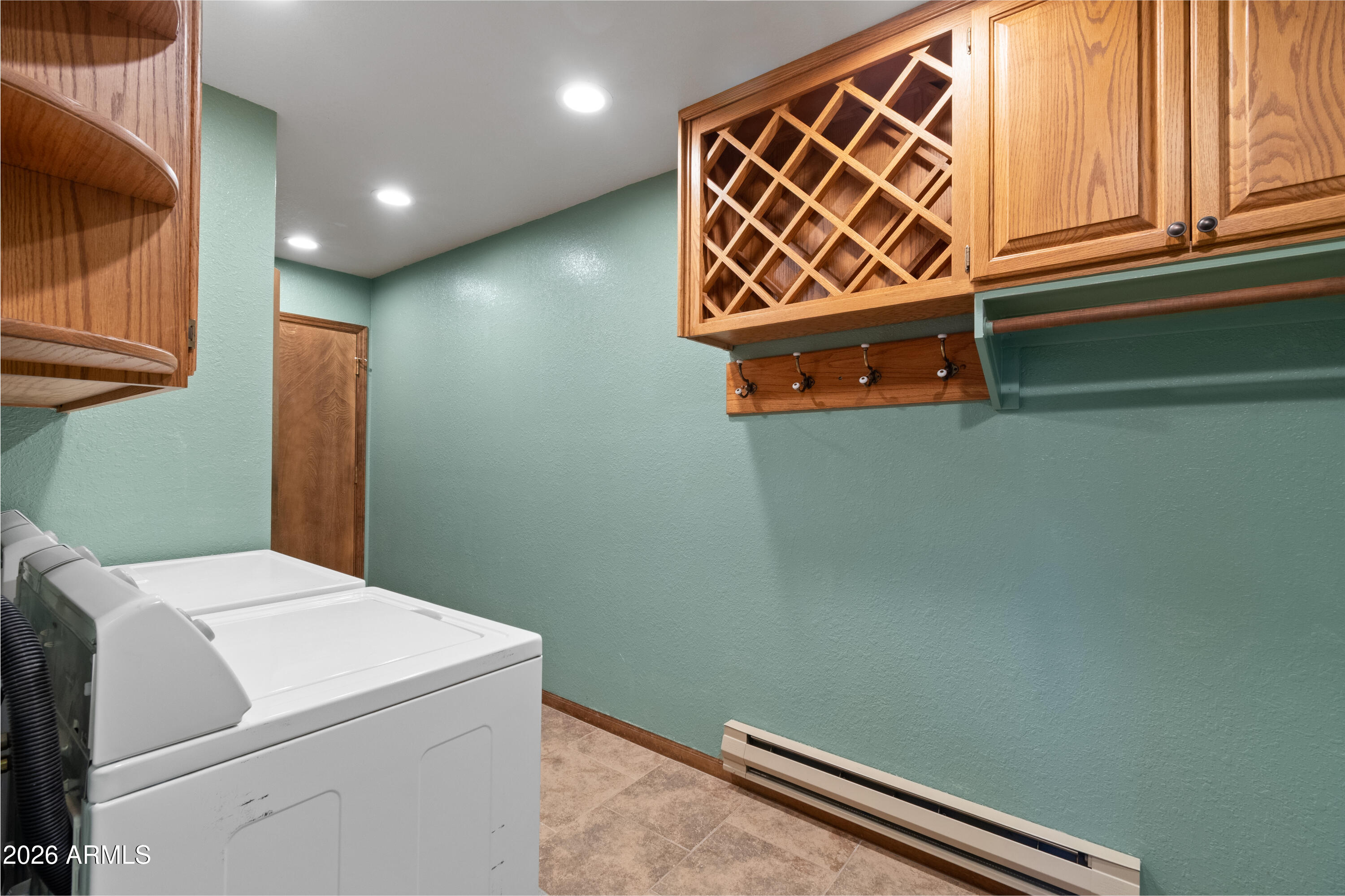 QUALITY HILL - Residential