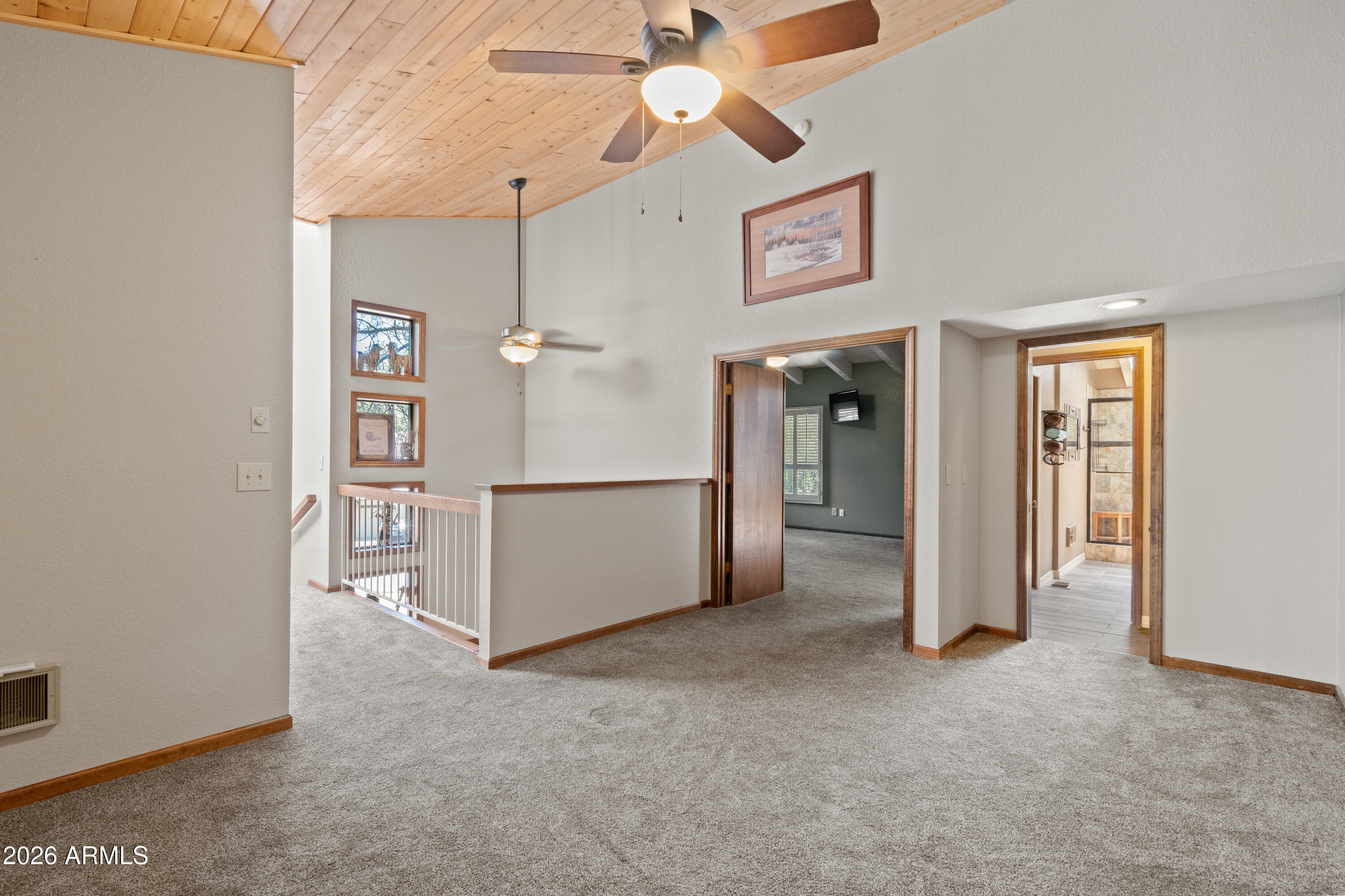 QUALITY HILL - Residential