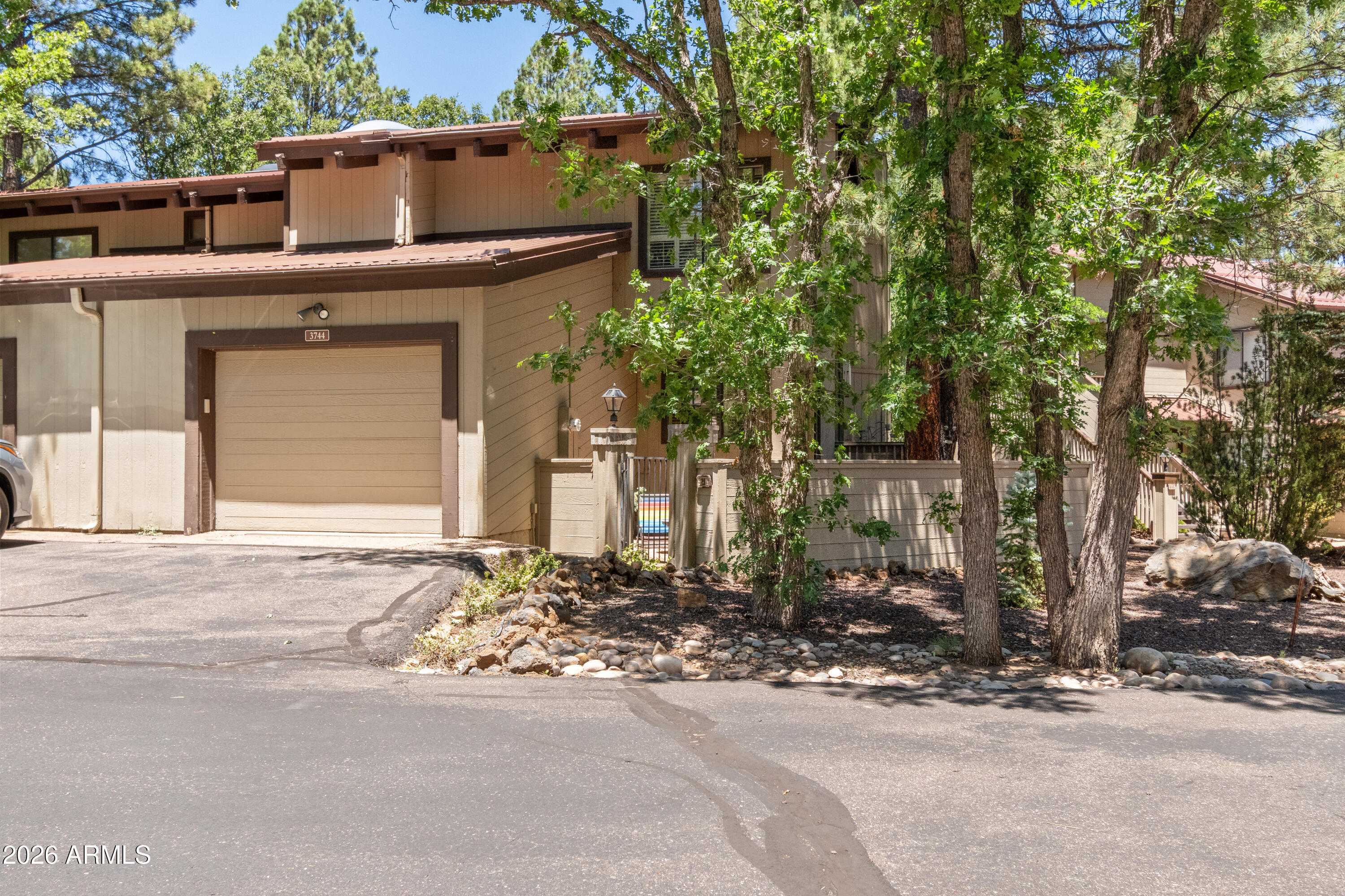 QUALITY HILL - Residential