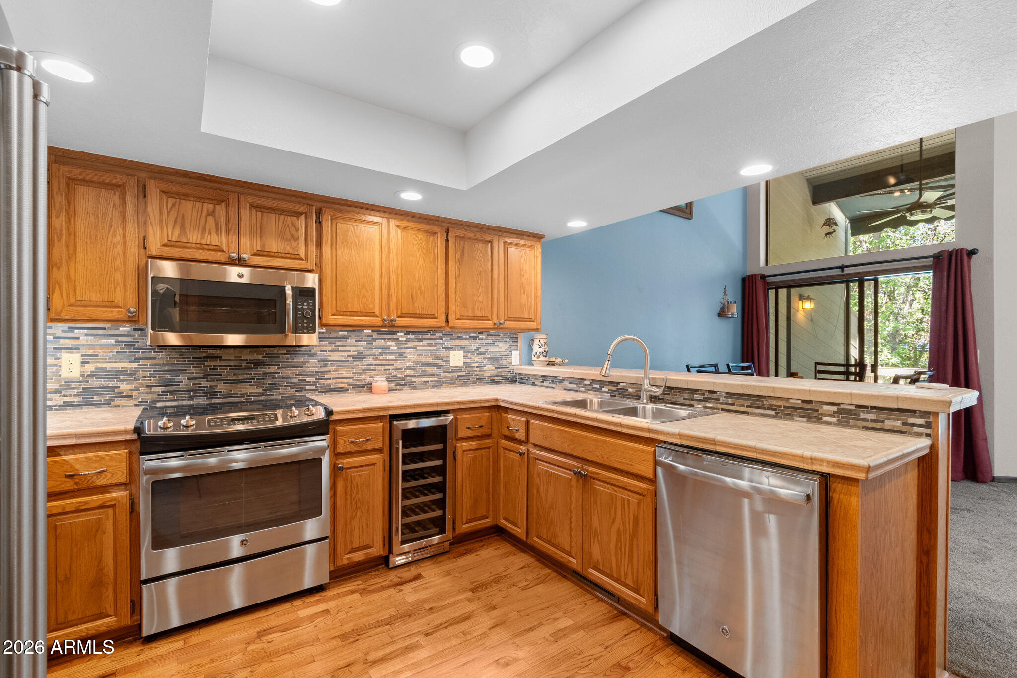 QUALITY HILL - Residential