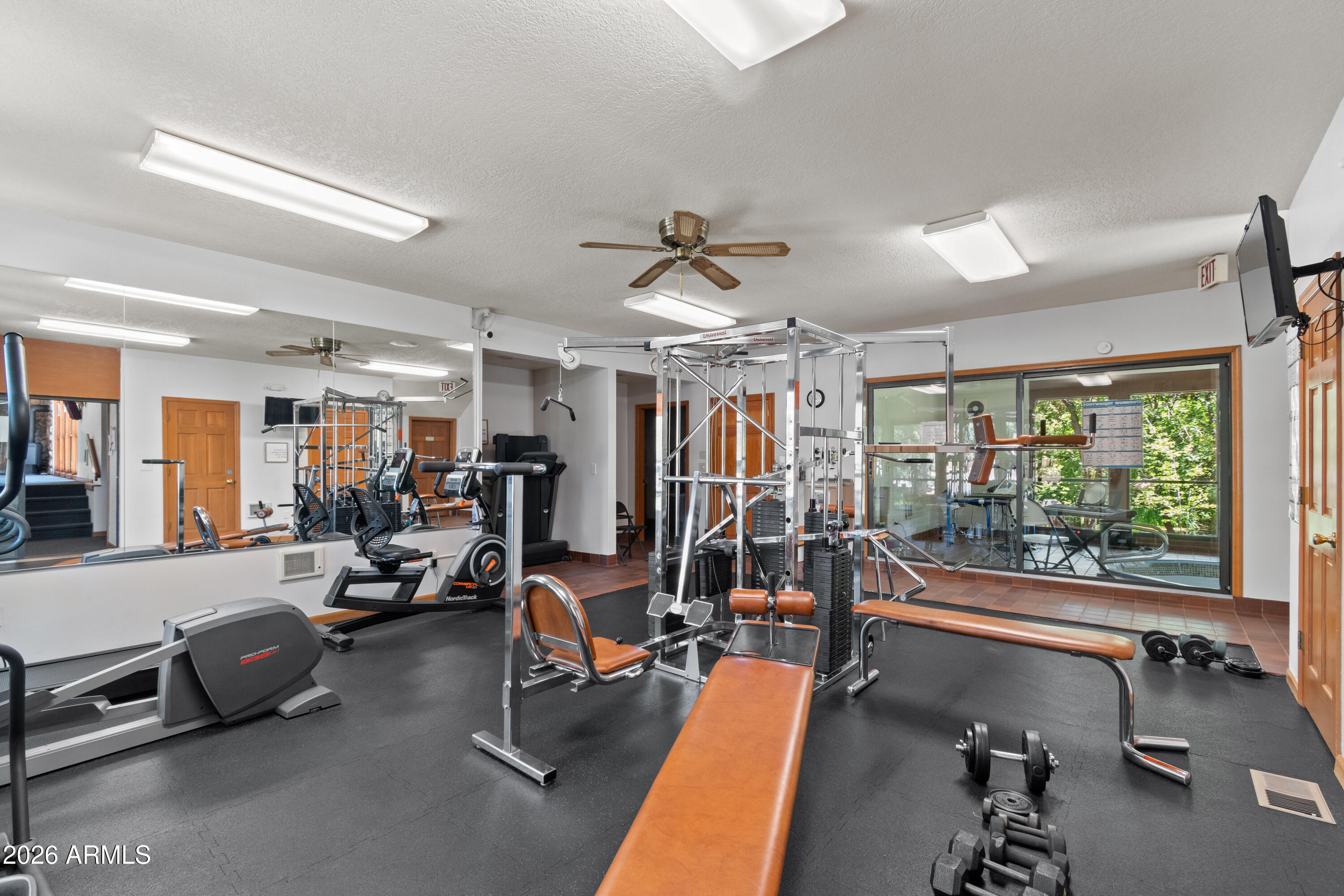 QUALITY HILL - Residential