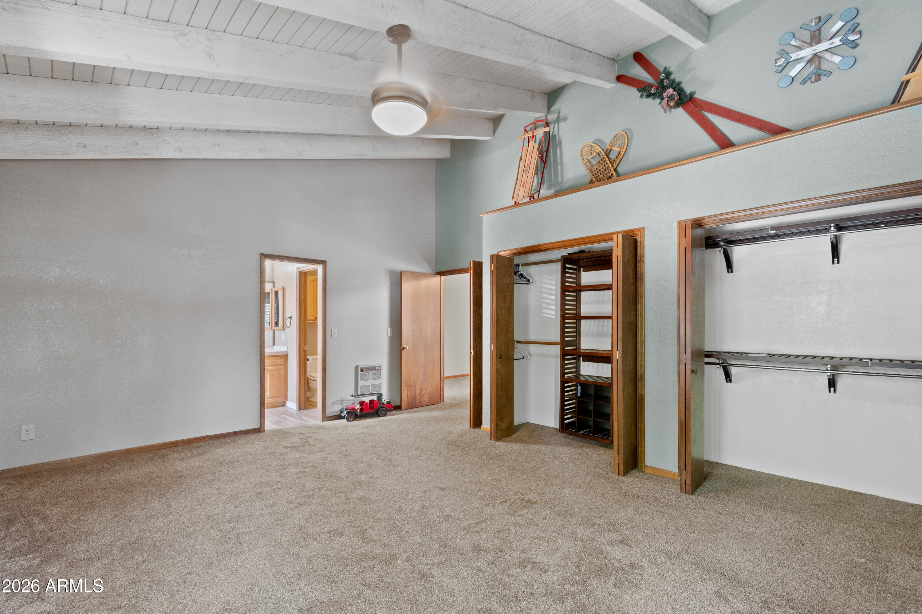 QUALITY HILL - Residential