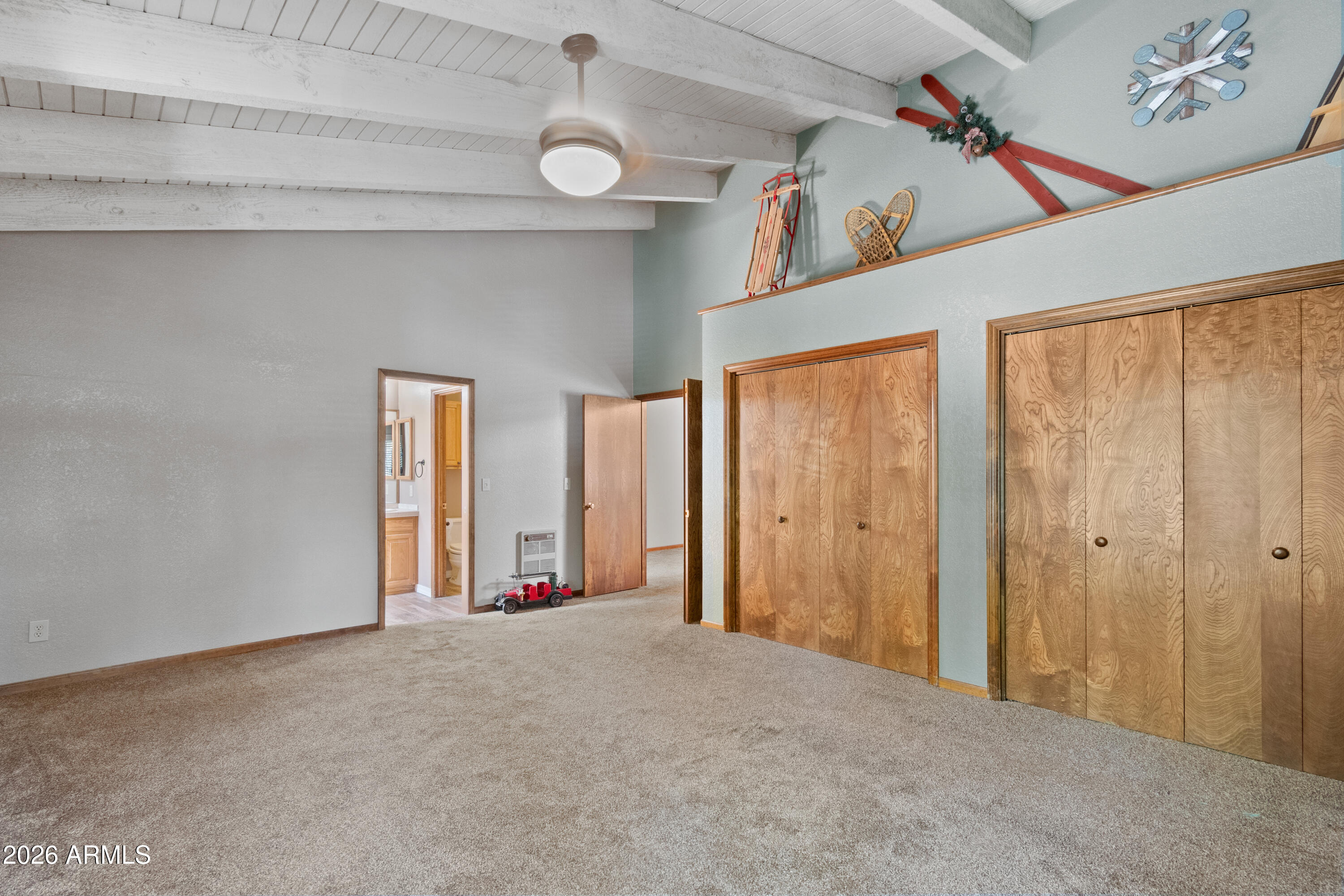 QUALITY HILL - Residential