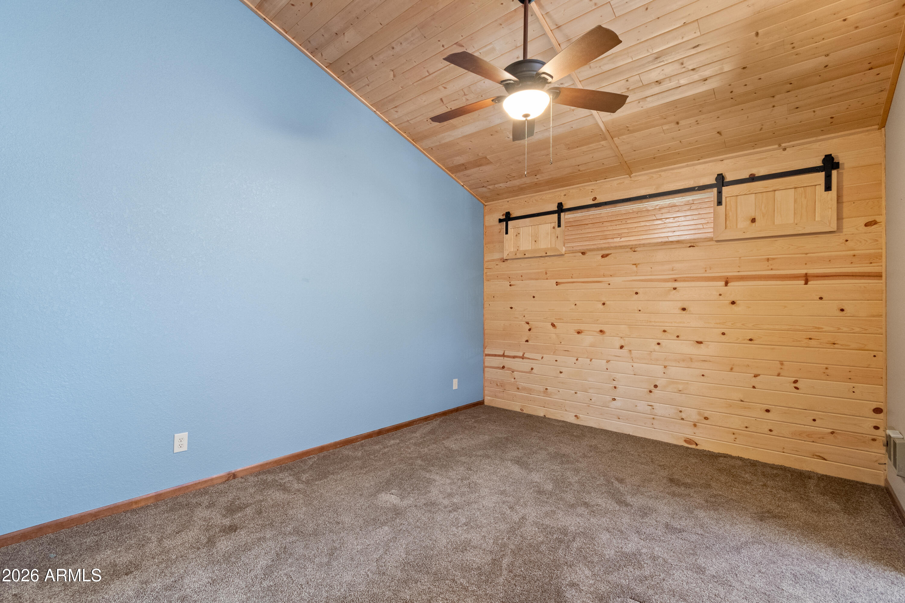 QUALITY HILL - Residential