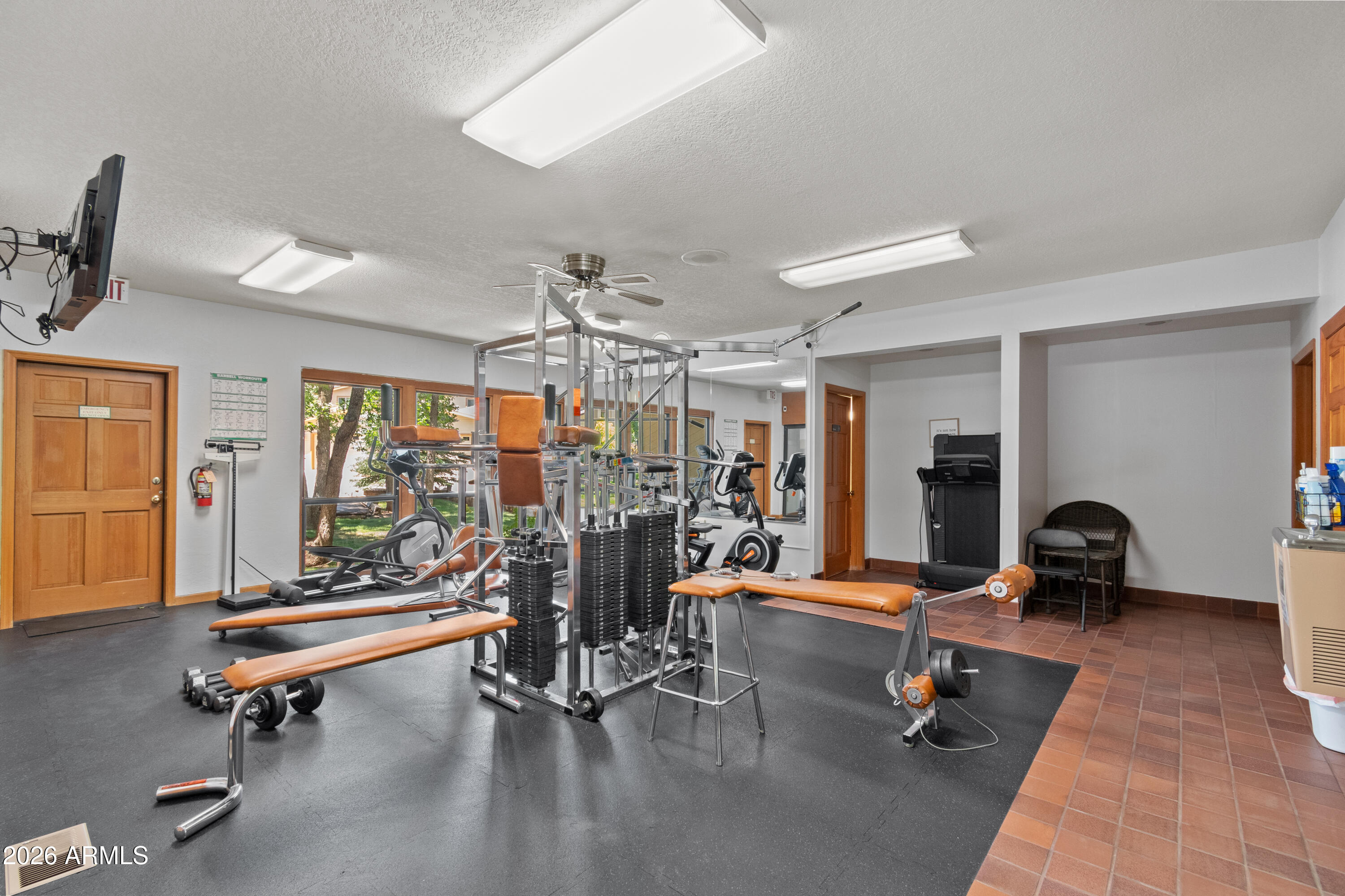 QUALITY HILL - Residential