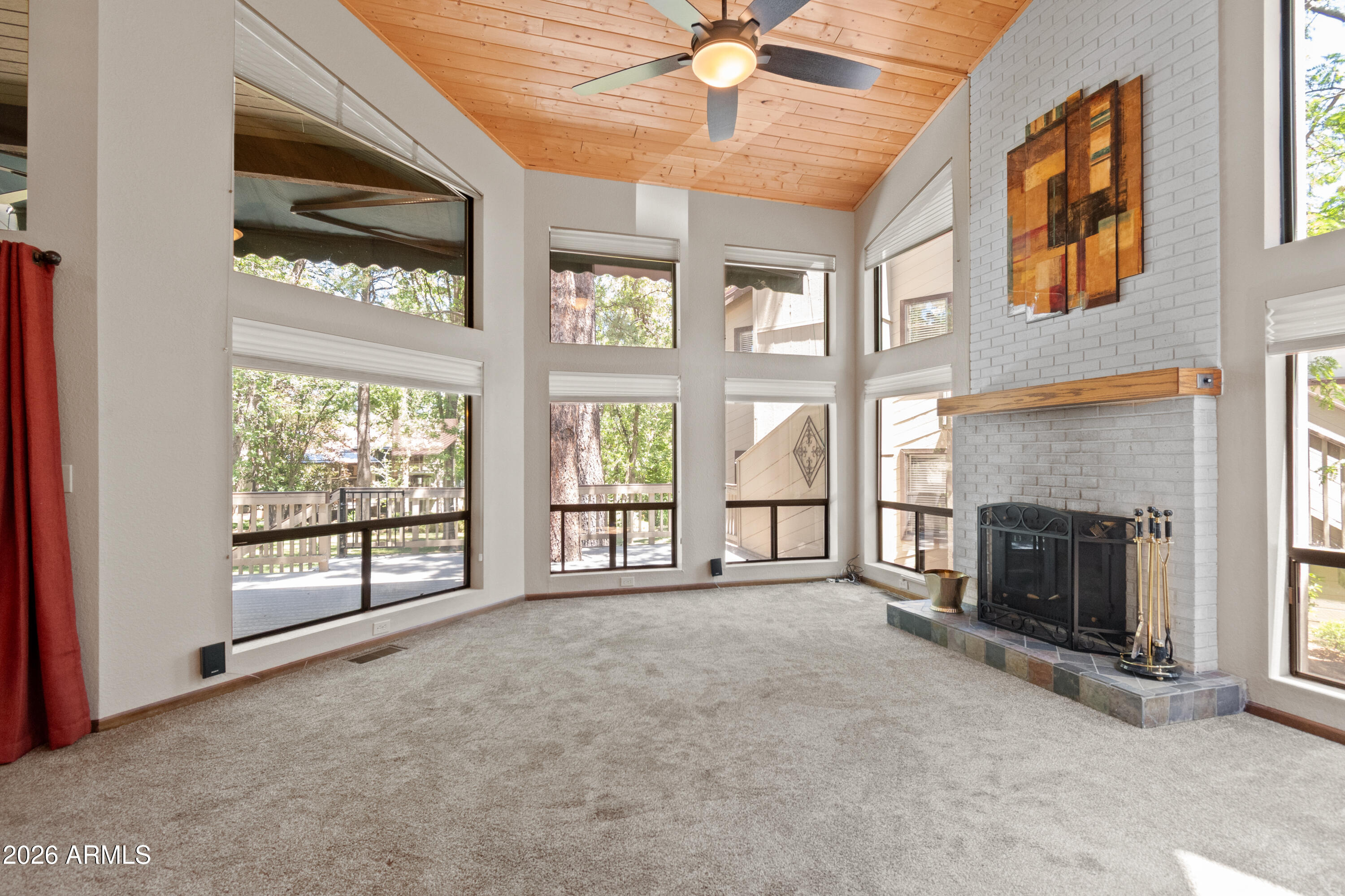 QUALITY HILL - Residential
