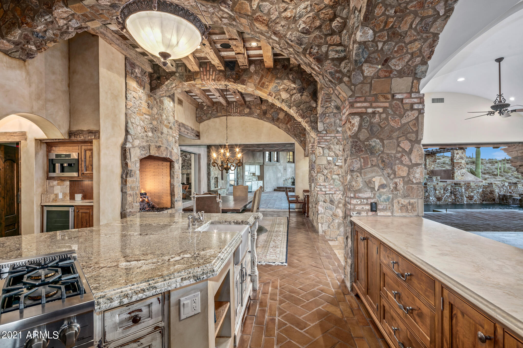 DESERT MOUNTAIN - Residential