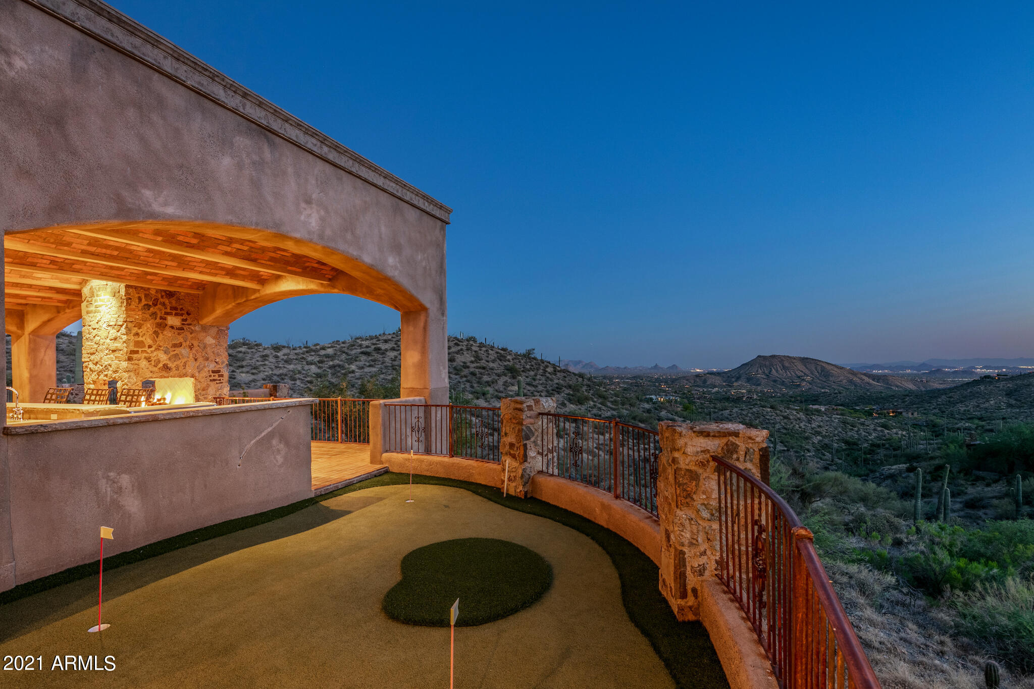 DESERT MOUNTAIN - Residential