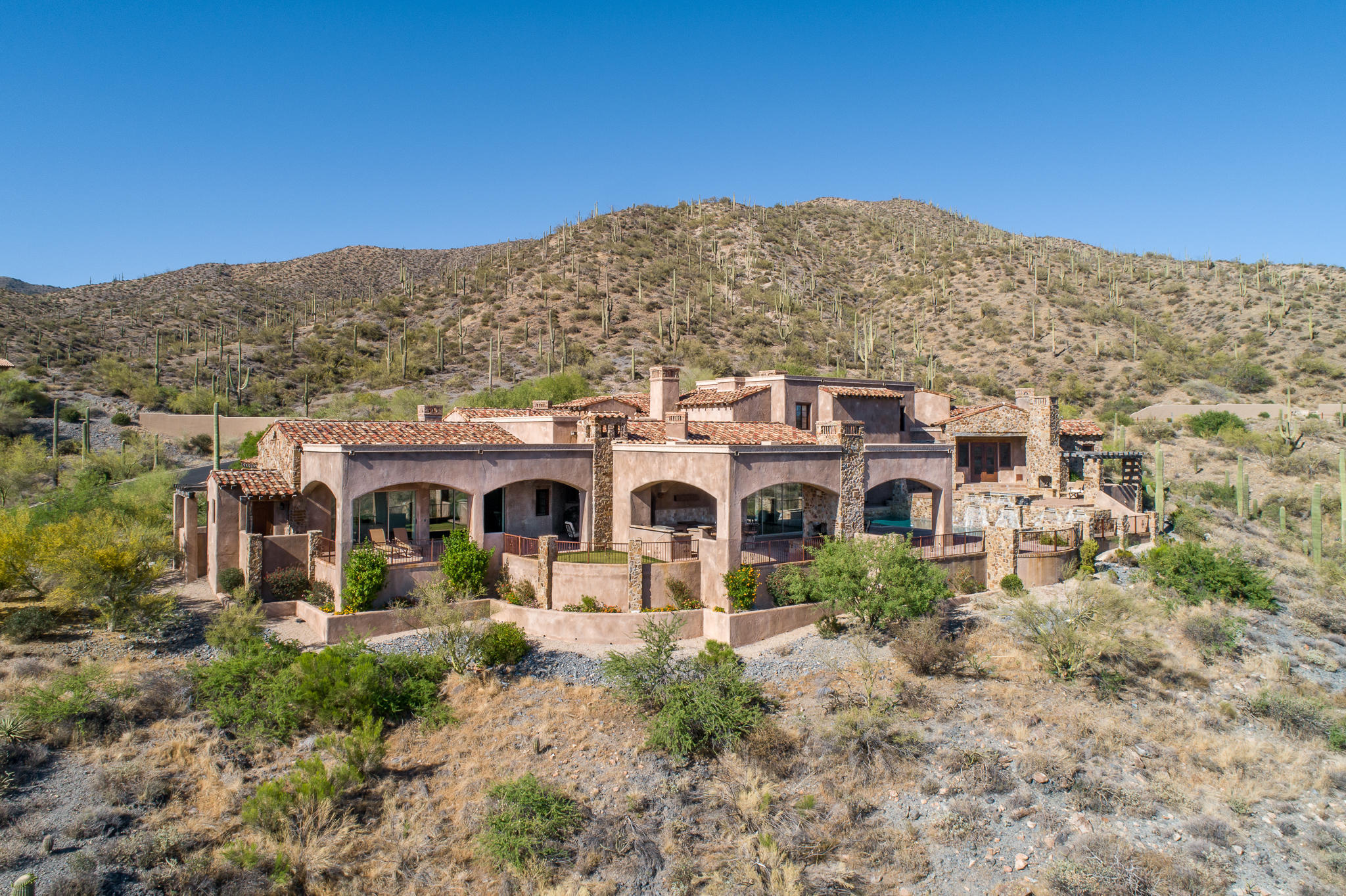 DESERT MOUNTAIN - Residential