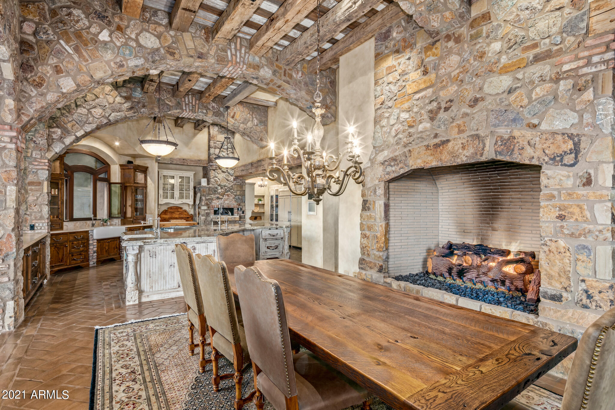 DESERT MOUNTAIN - Residential