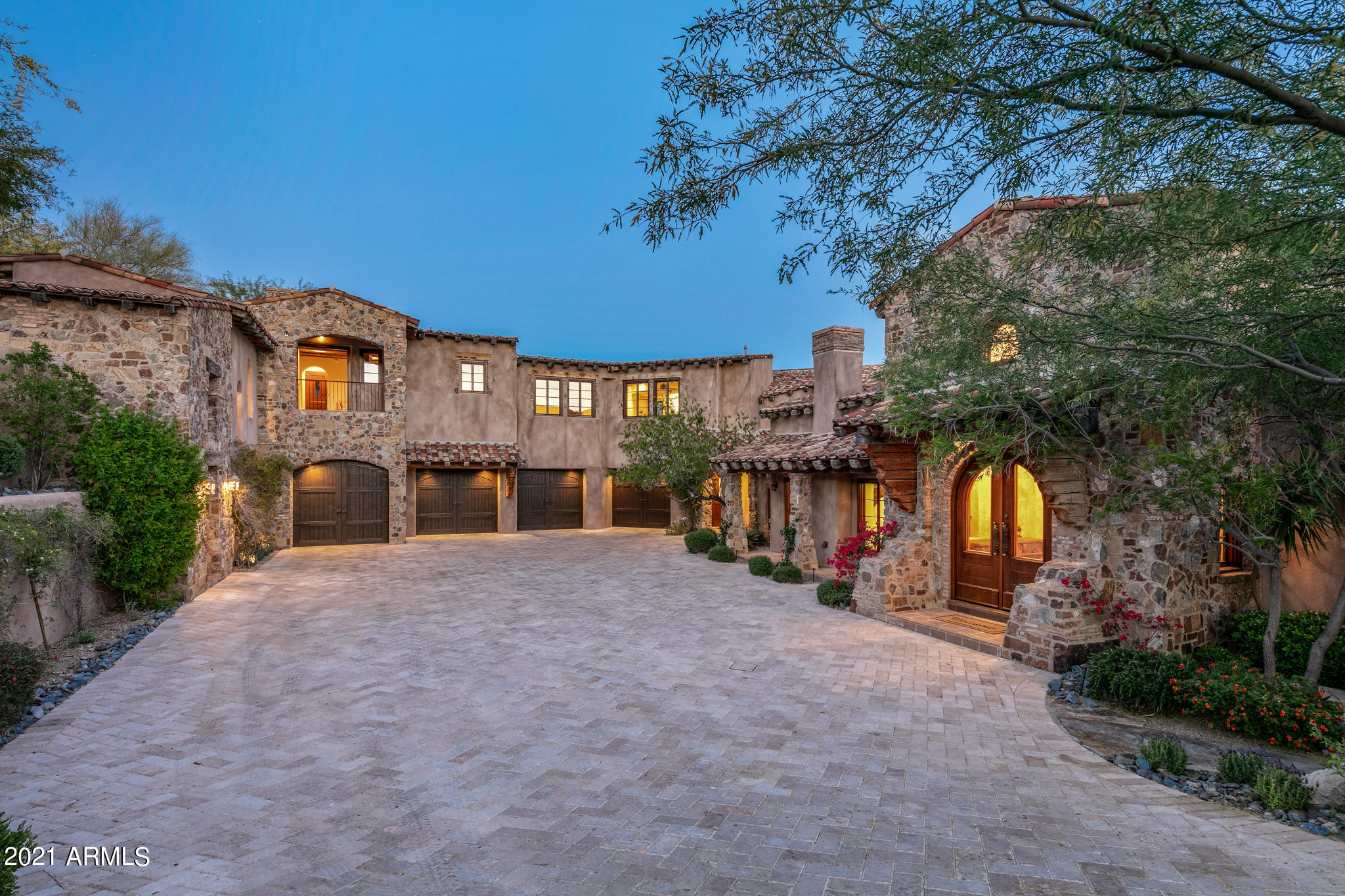 DESERT MOUNTAIN - Residential