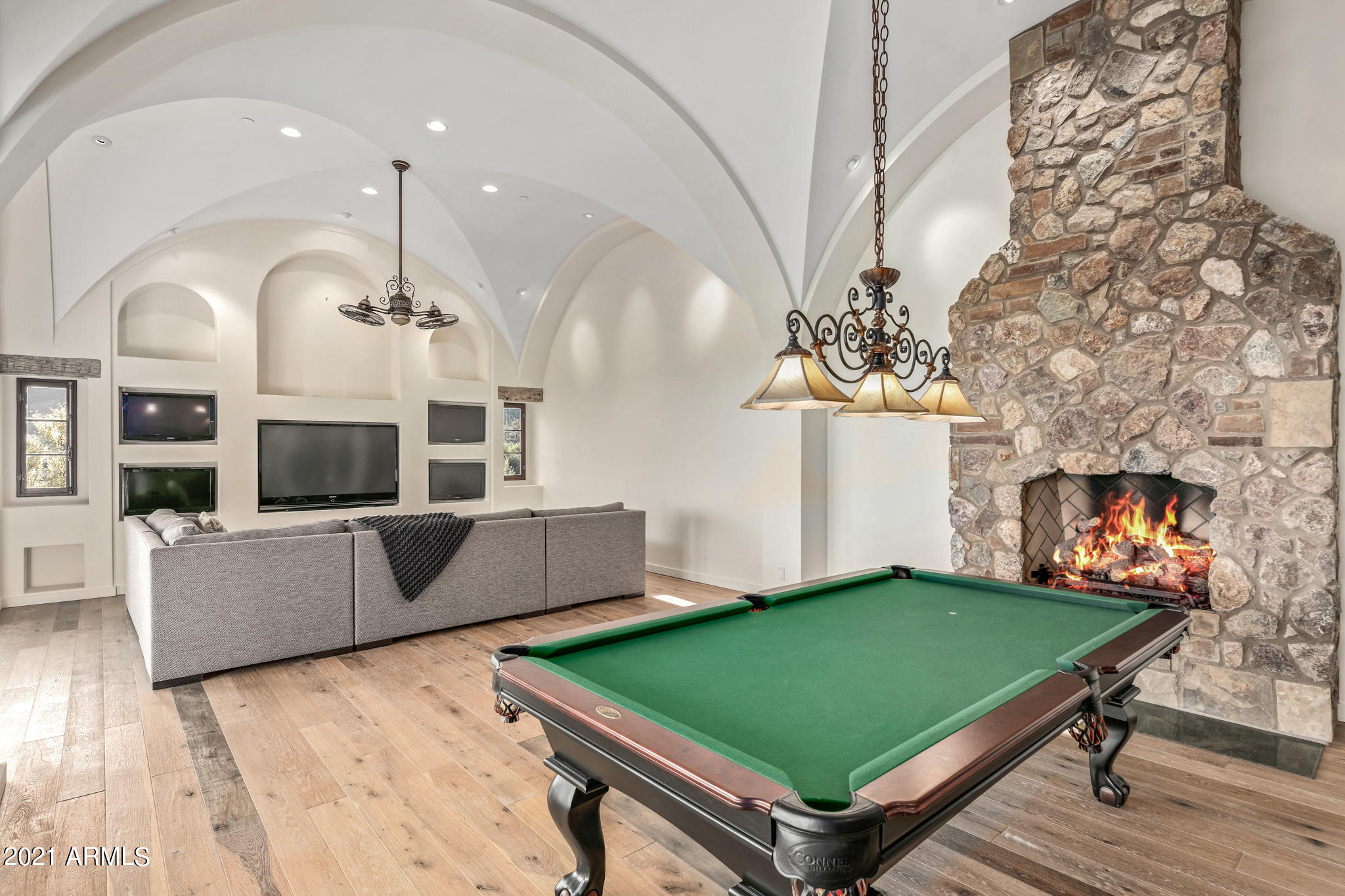 DESERT MOUNTAIN - Residential
