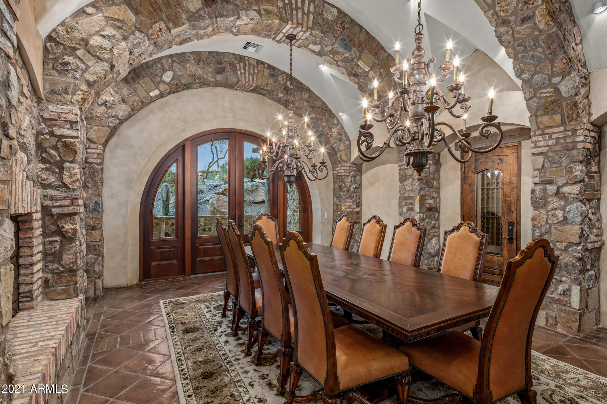 DESERT MOUNTAIN - Residential