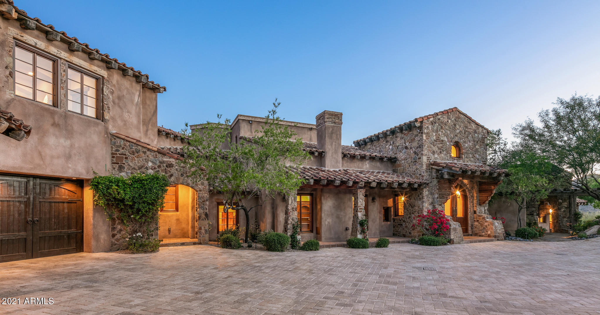DESERT MOUNTAIN - Residential