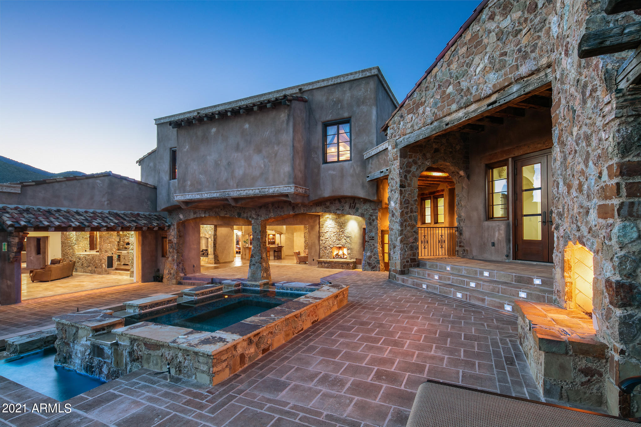 DESERT MOUNTAIN - Residential