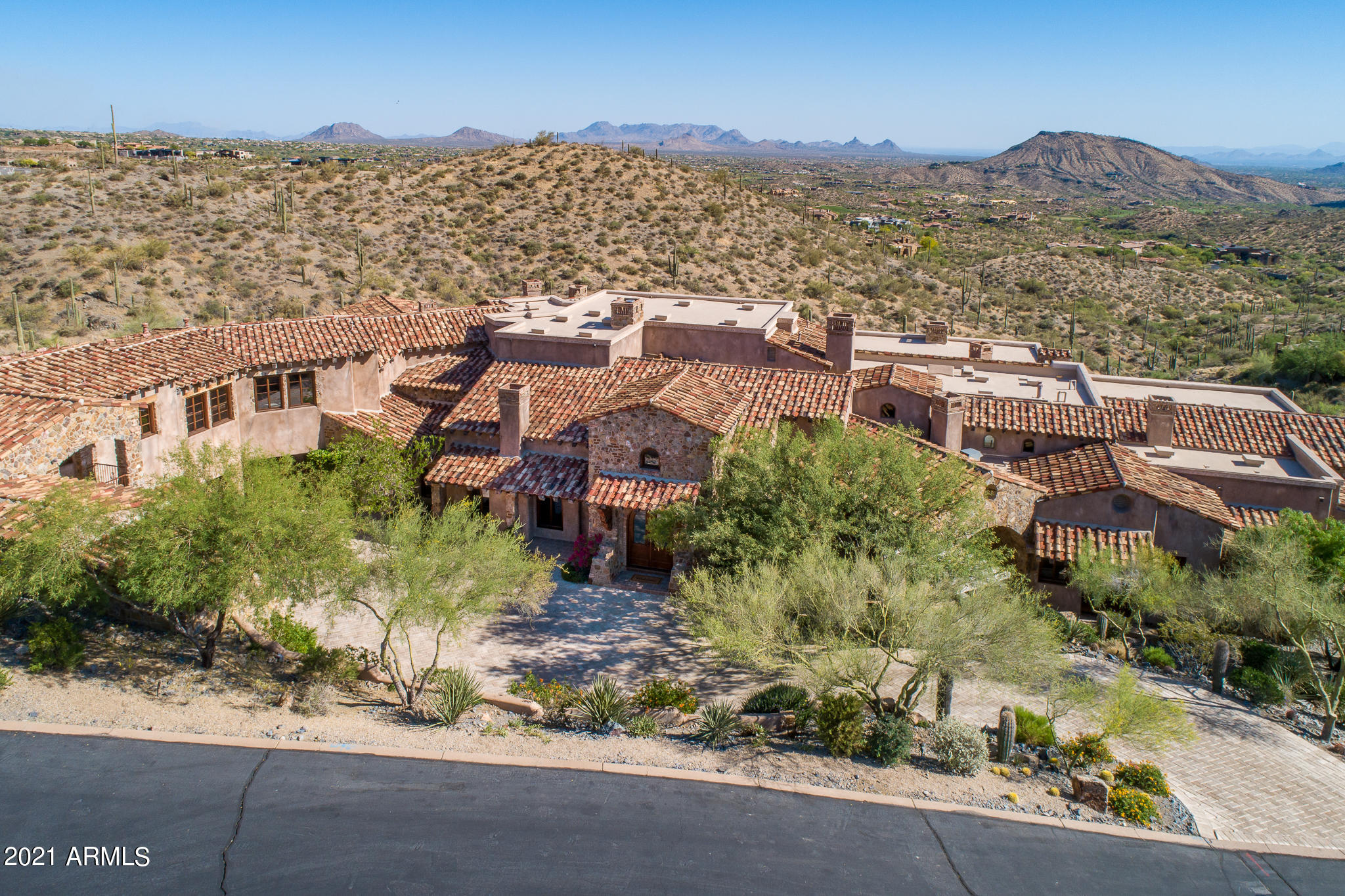 DESERT MOUNTAIN - Residential