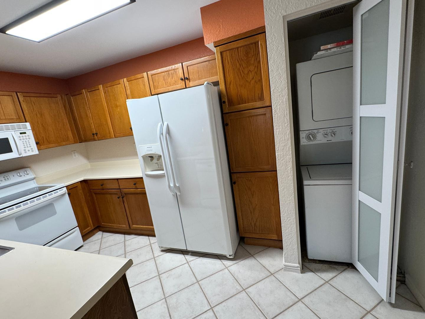 SCOTTSDALE TRAILS - Residential Lease