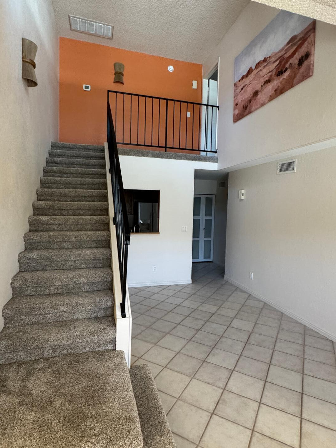 SCOTTSDALE TRAILS - Residential Lease