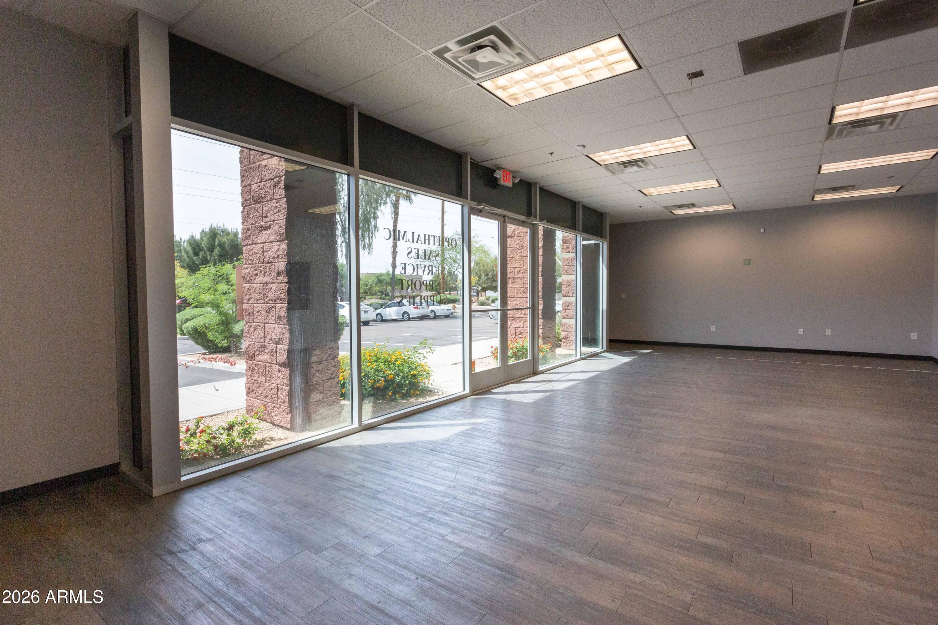 ELLIOT BUSINESS CENTER CONDOMINIUM - Commercial Lease