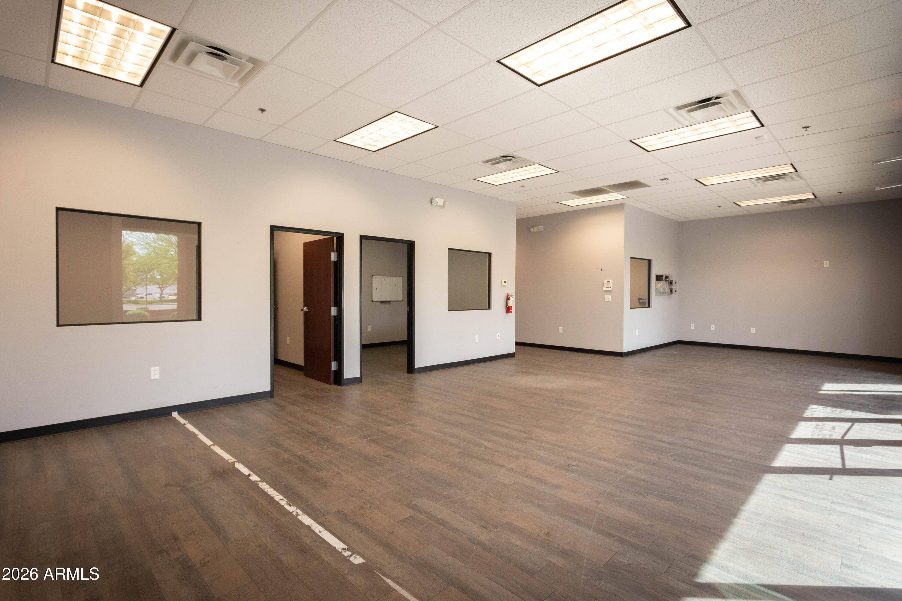 ELLIOT BUSINESS CENTER CONDOMINIUM - Commercial Lease