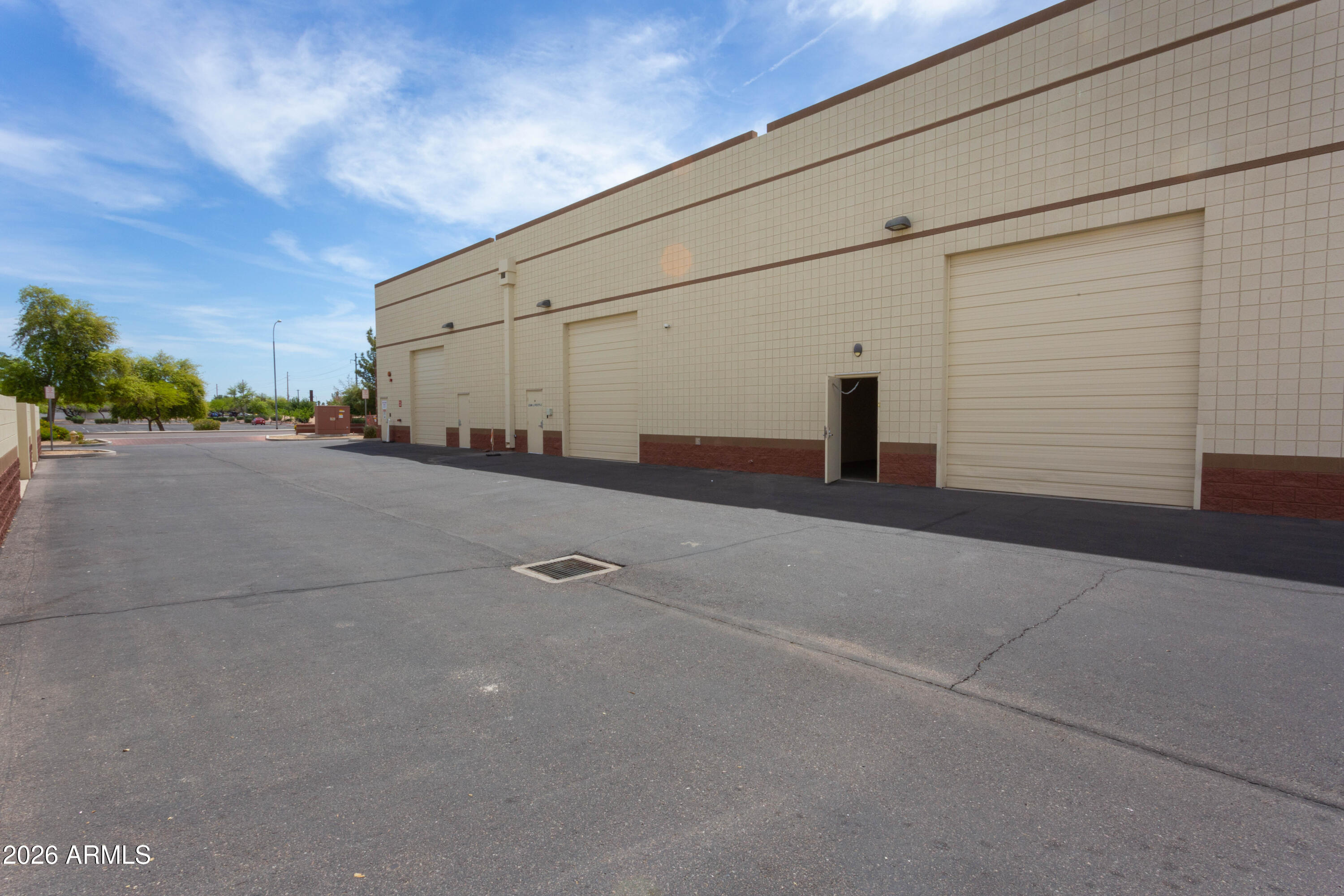 ELLIOT BUSINESS CENTER CONDOMINIUM - Commercial Lease