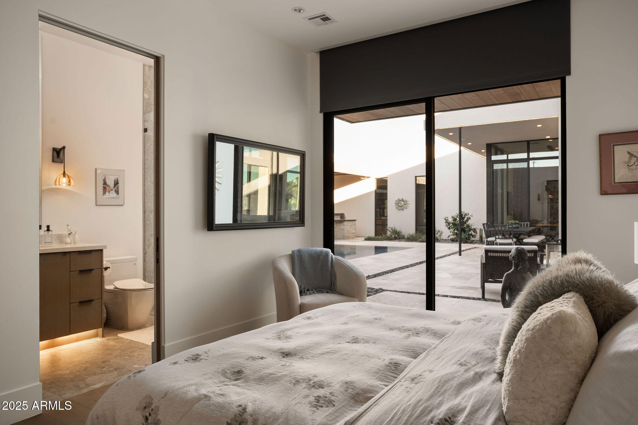 DESERT ESTATES UNIT 1 LOT 4 MLD - Residential