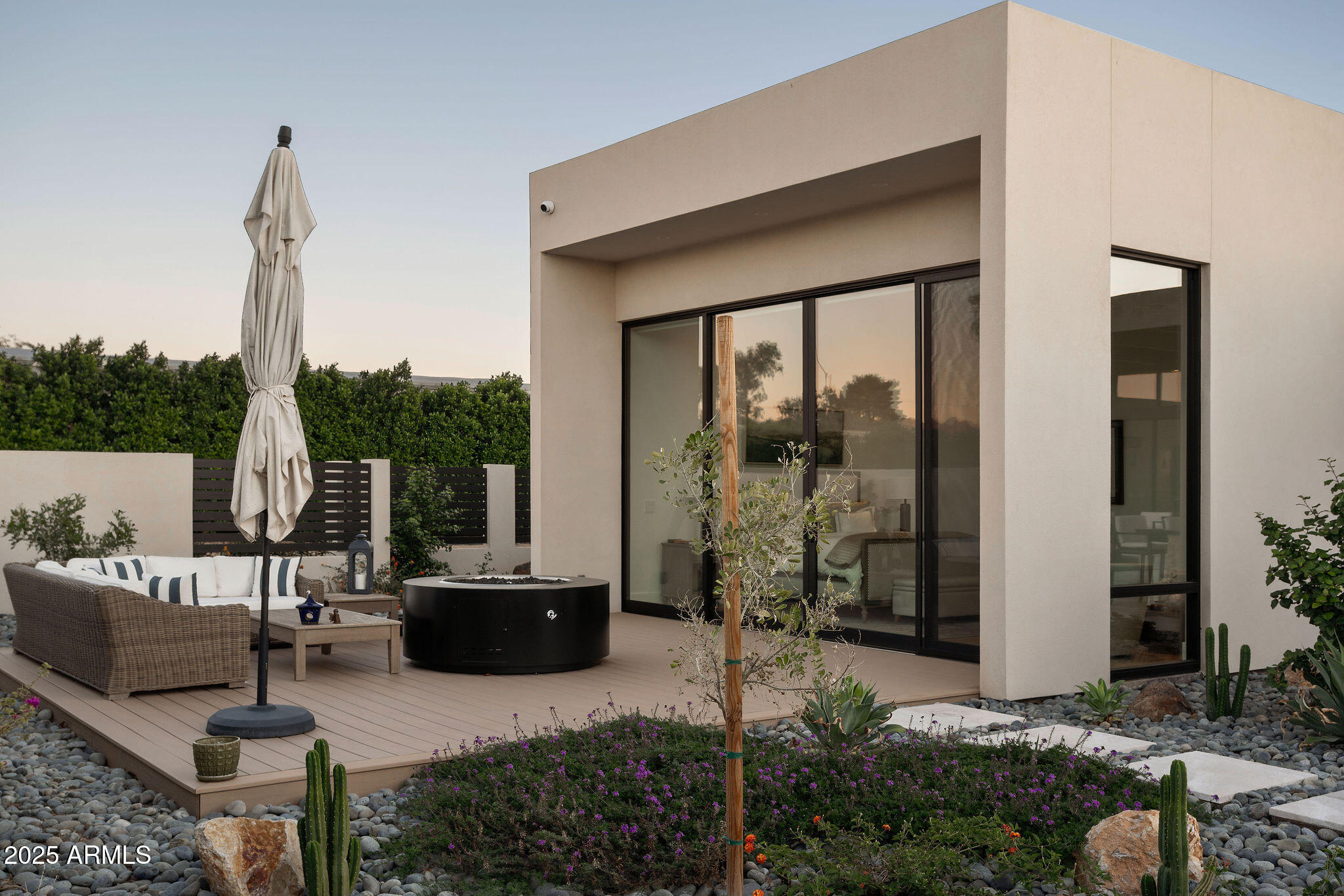 DESERT ESTATES UNIT 1 LOT 4 MLD - Residential