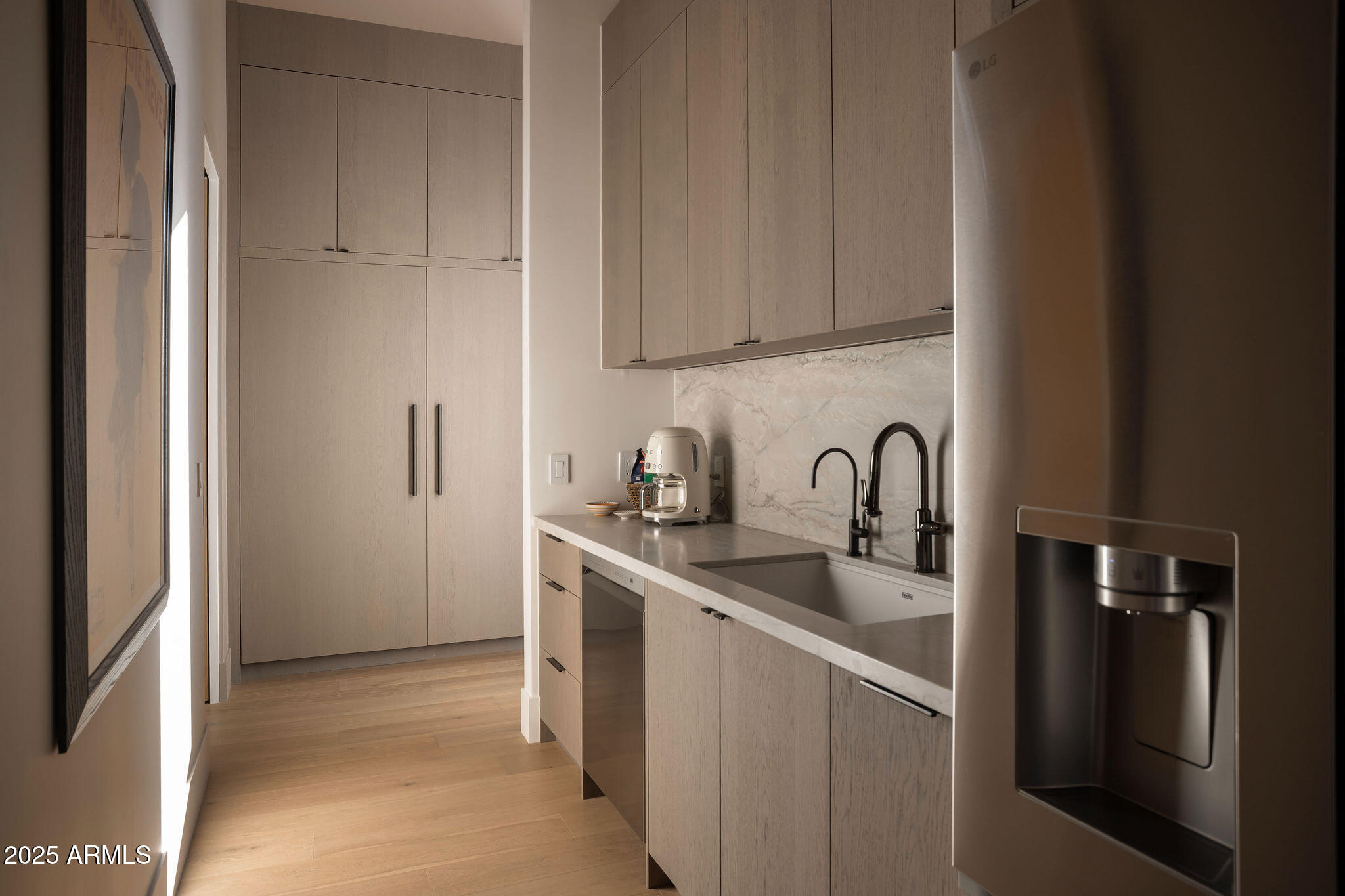 DESERT ESTATES UNIT 1 LOT 4 MLD - Residential