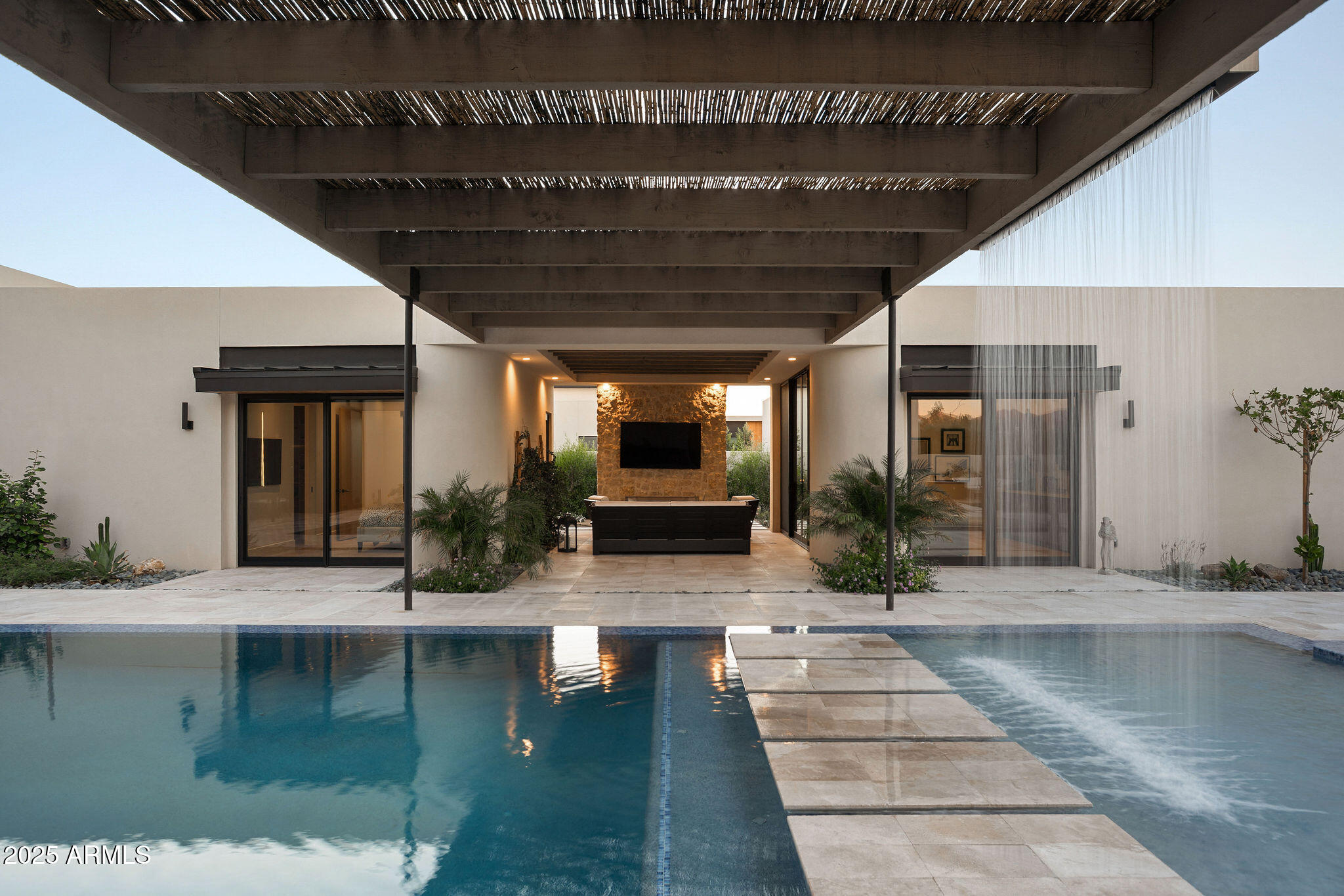 DESERT ESTATES UNIT 1 LOT 4 MLD - Residential