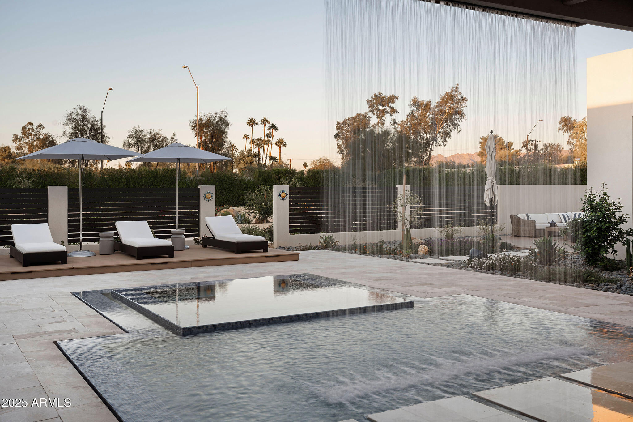 DESERT ESTATES UNIT 1 LOT 4 MLD - Residential