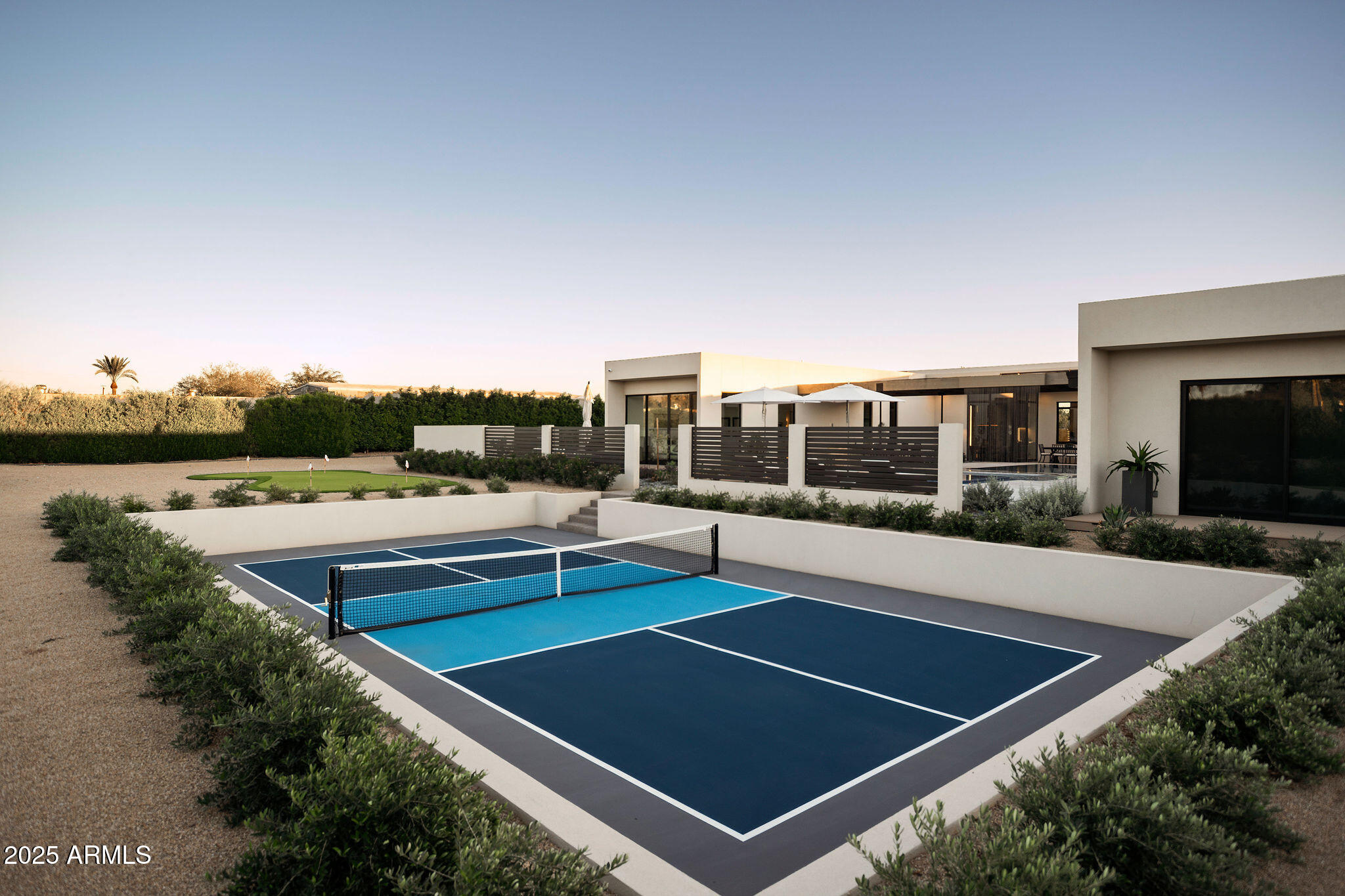 DESERT ESTATES UNIT 1 LOT 4 MLD - Residential