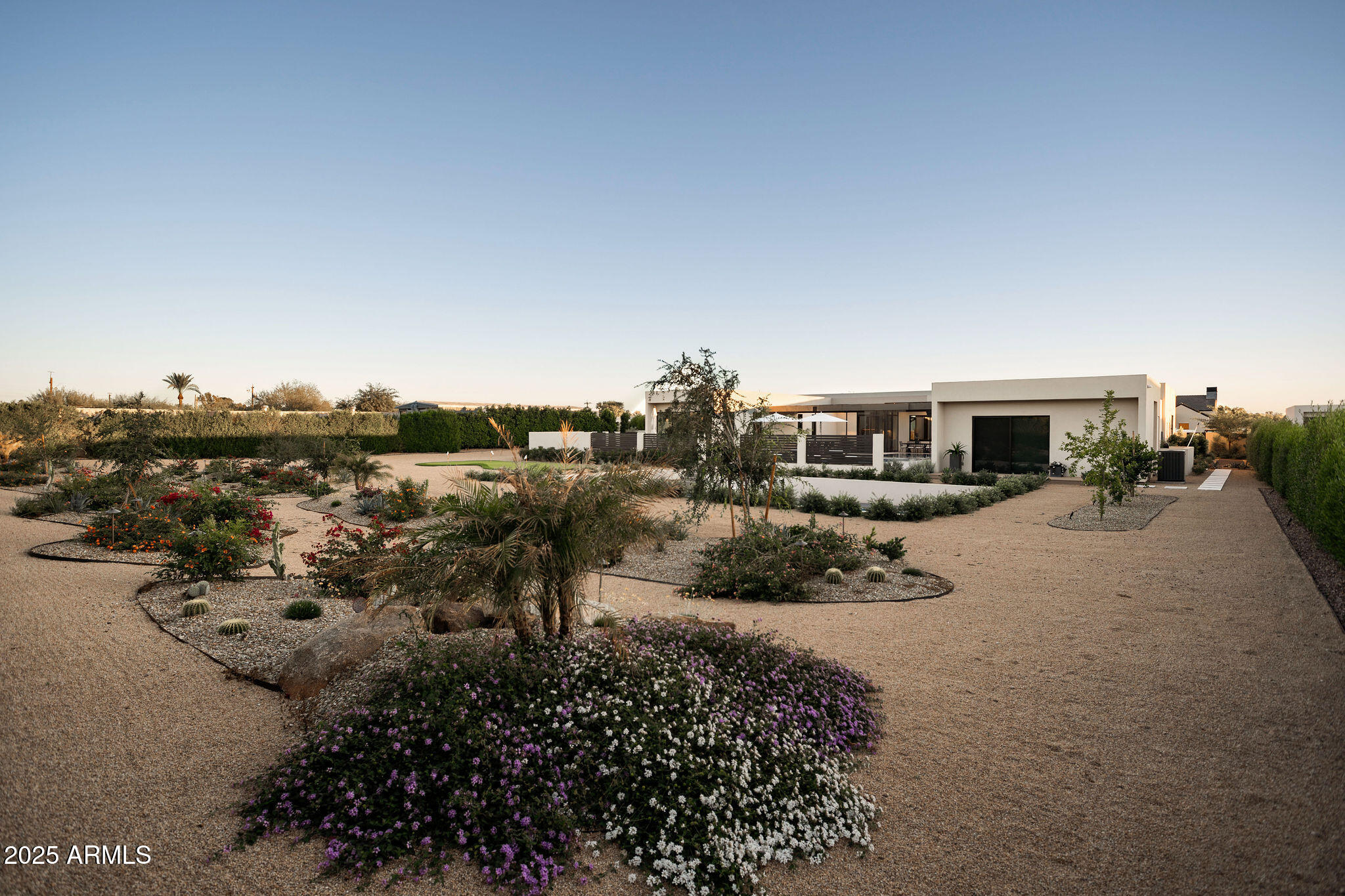 DESERT ESTATES UNIT 1 LOT 4 MLD - Residential
